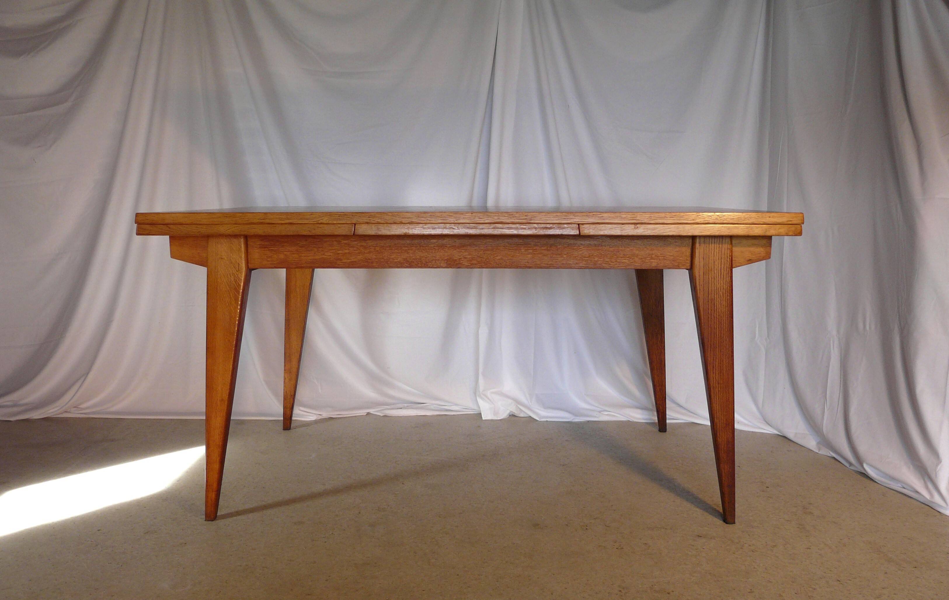 Vintage extendable rectangular table from the 1950s