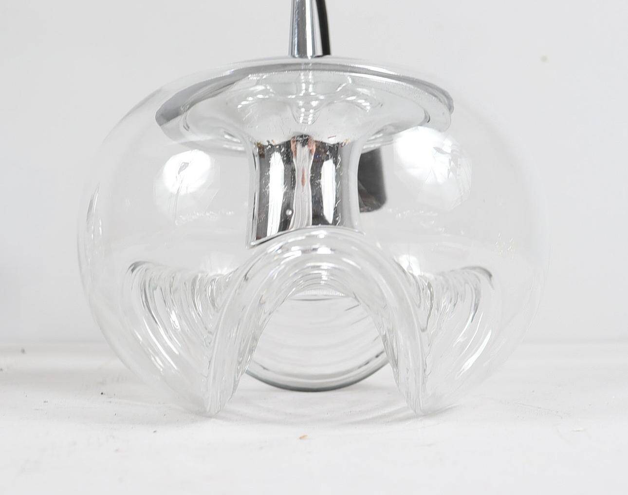 Koch & Lowy. Ensemble de 2 lampes de plafond de Peil et Putzler, modèle : 'Futura', Allemagne, années 1970.