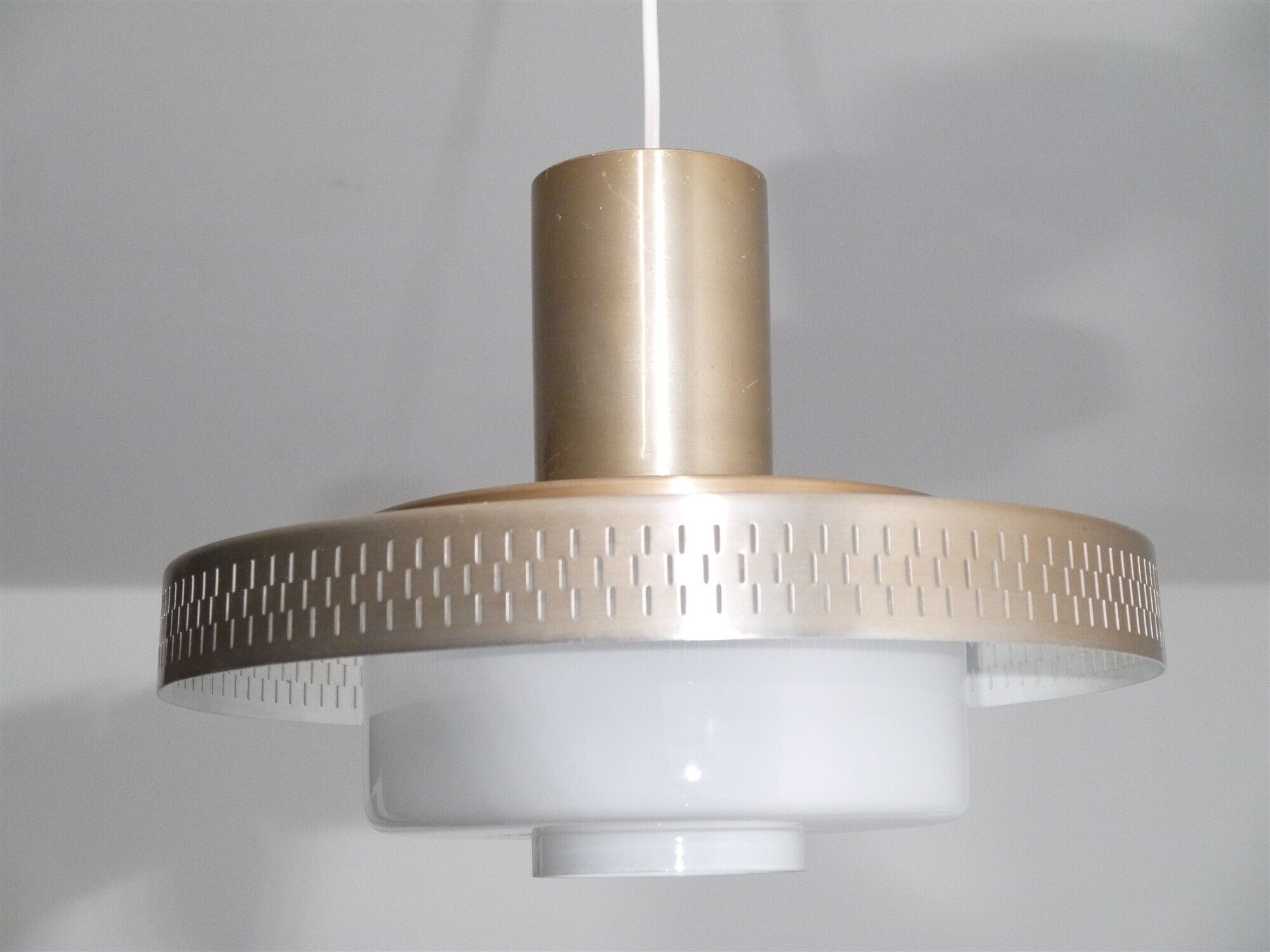 Scandinavian hanging lamp