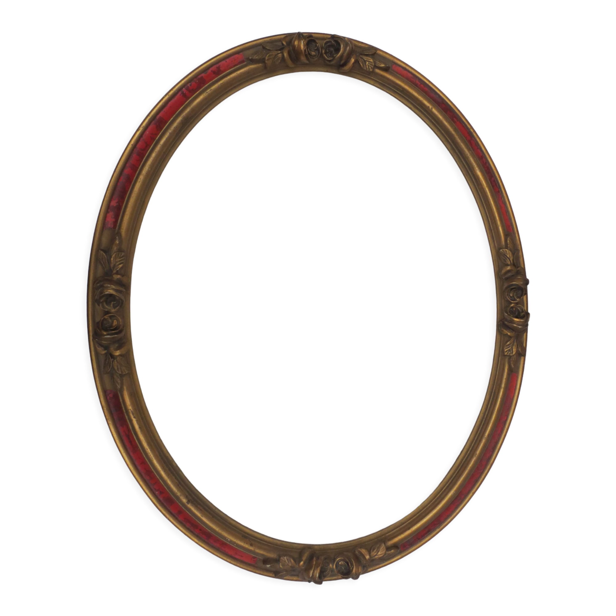 Old oval wooden frame, featuring 8 stucco roses