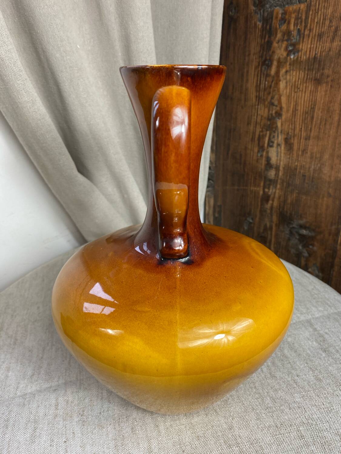 Amphora-type ceramic vase