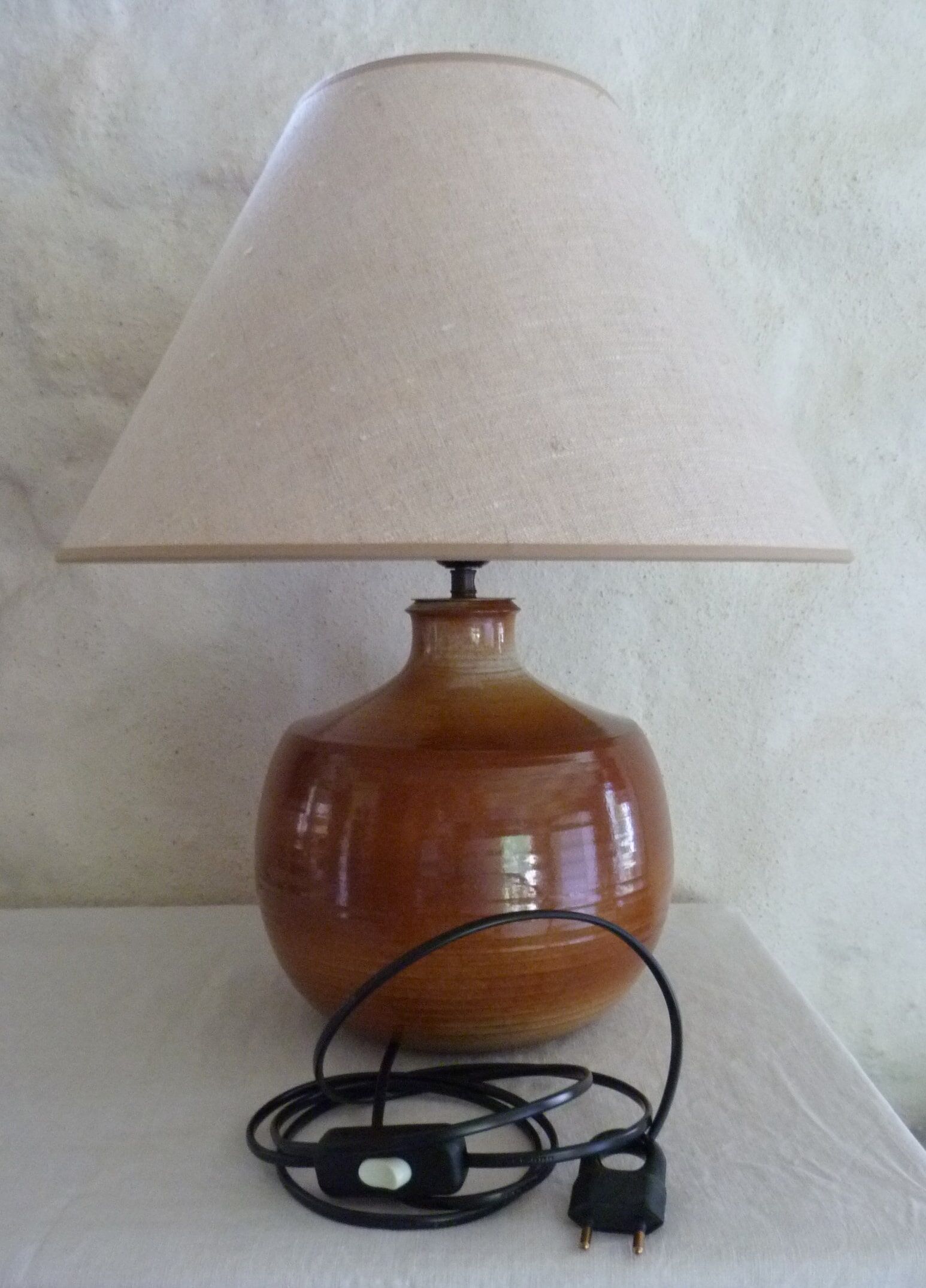 Large ceramic lamp