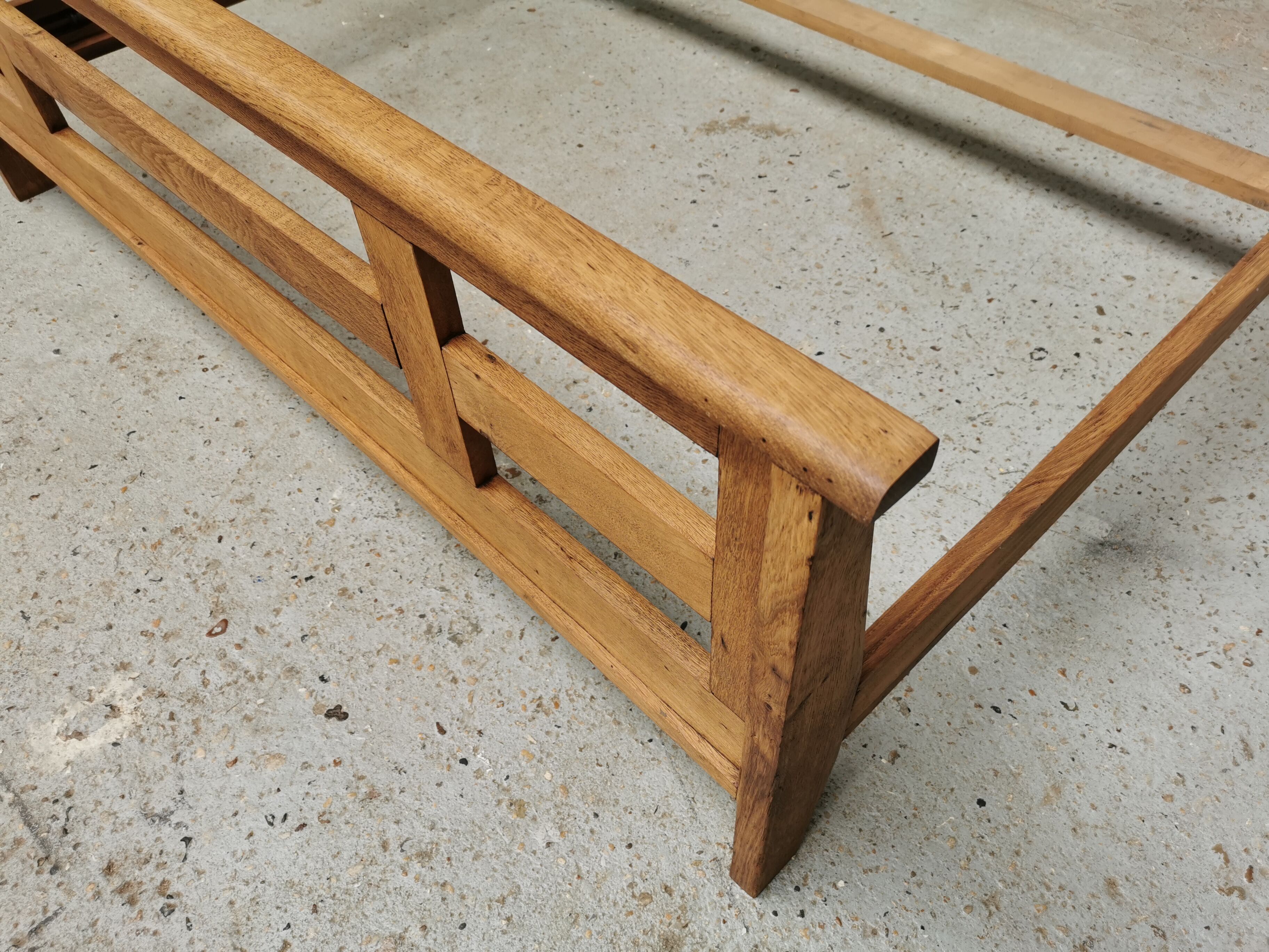 Vintage design bed René Gabriel