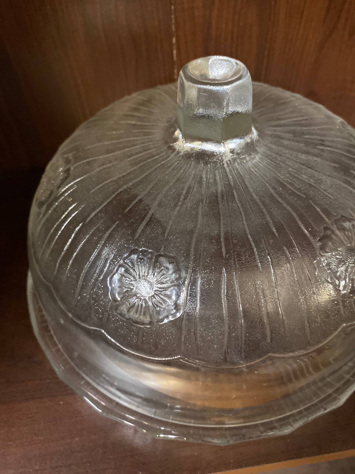 Cheese cover cake dish glass molded with relief flower decor
