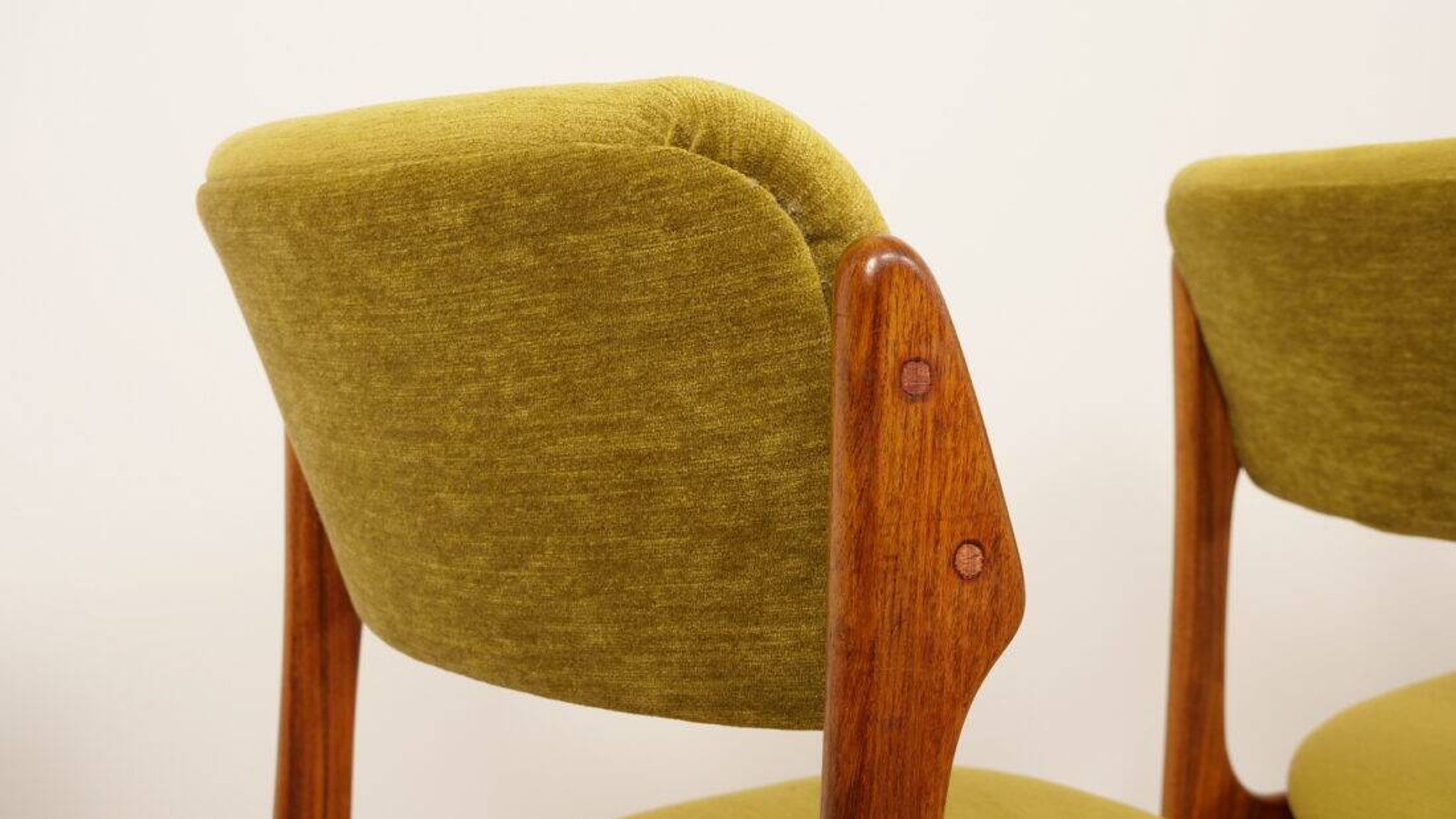 4 x dining chairs | Erik Buch | Model 49 | Rosewood | Reupholstered