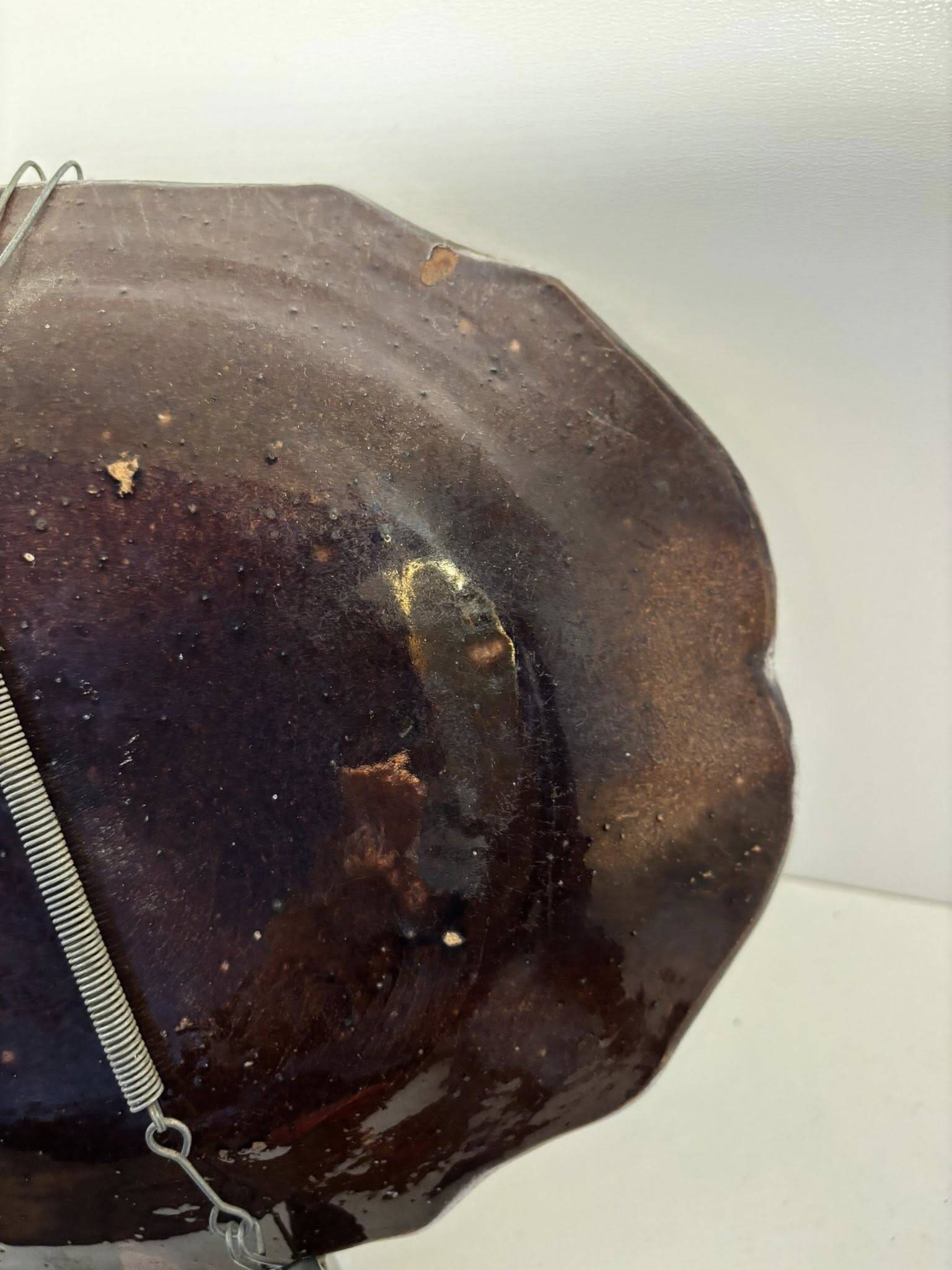 Old black ass type dish