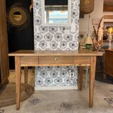 Nino solid wood walnut desk with drawer