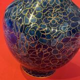 2 vases with floral decoration