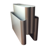 Porte-revues Kartell par Giotto Stopino