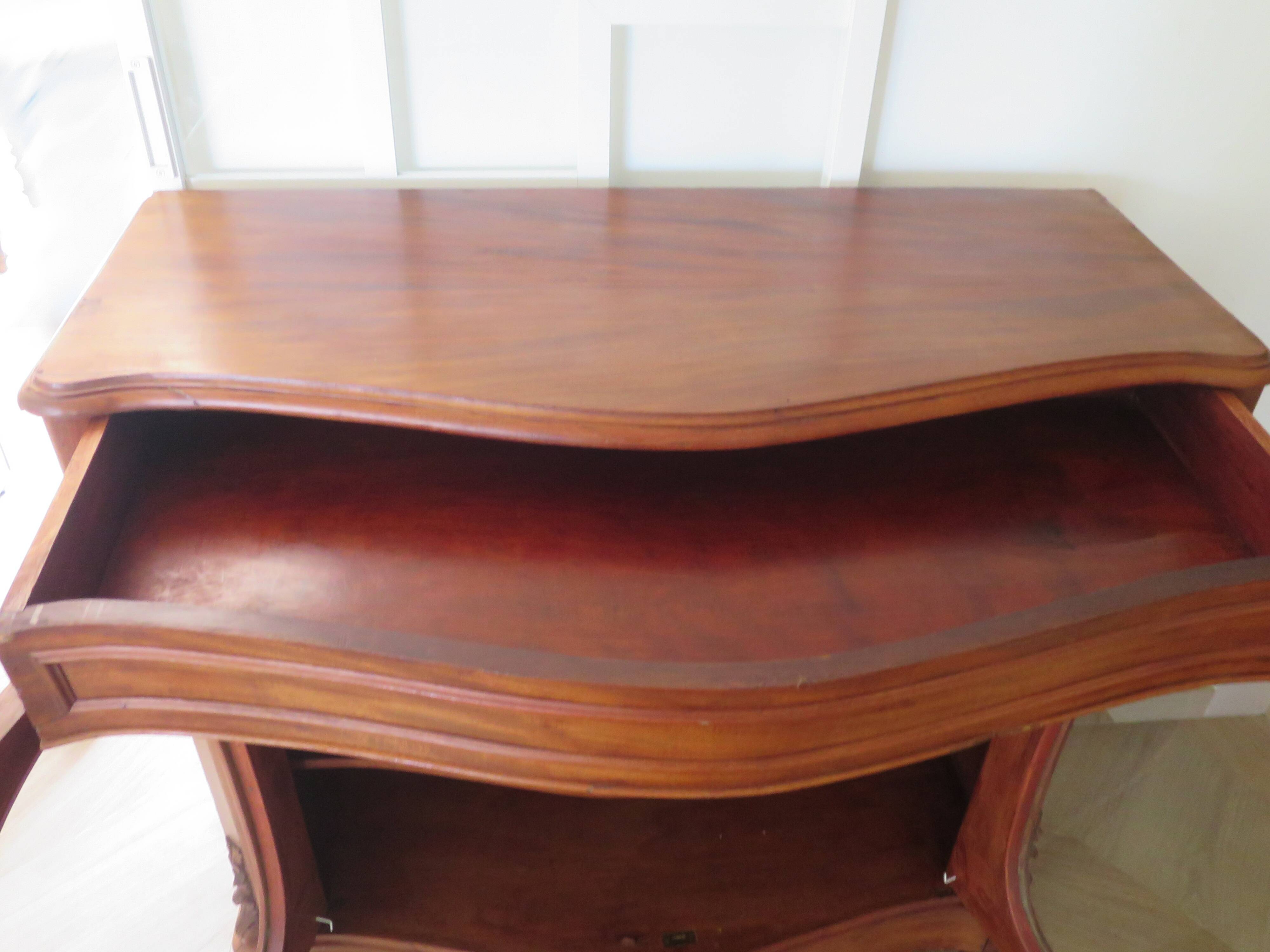 Curved showcase library carved wood 2 doors mahogany English style
