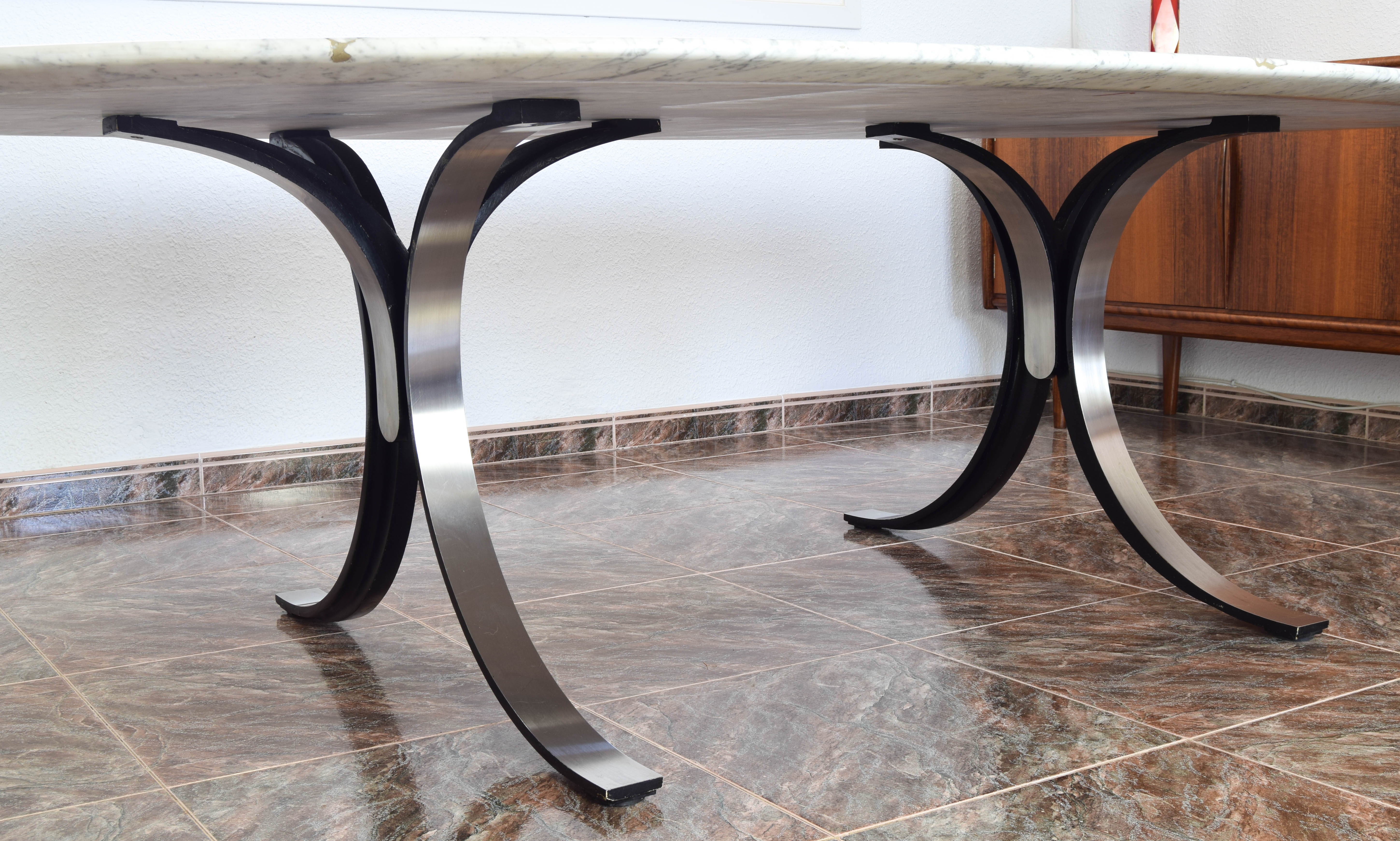 Table en marbre T102 par Osvaldo Borsani et Eugenio Gerli pour Tecno Italia