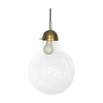 Blown glass suspension