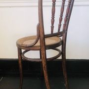Paire de chaises signées Thonet