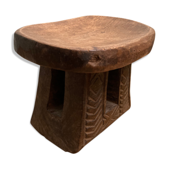 Tabouret en bois
