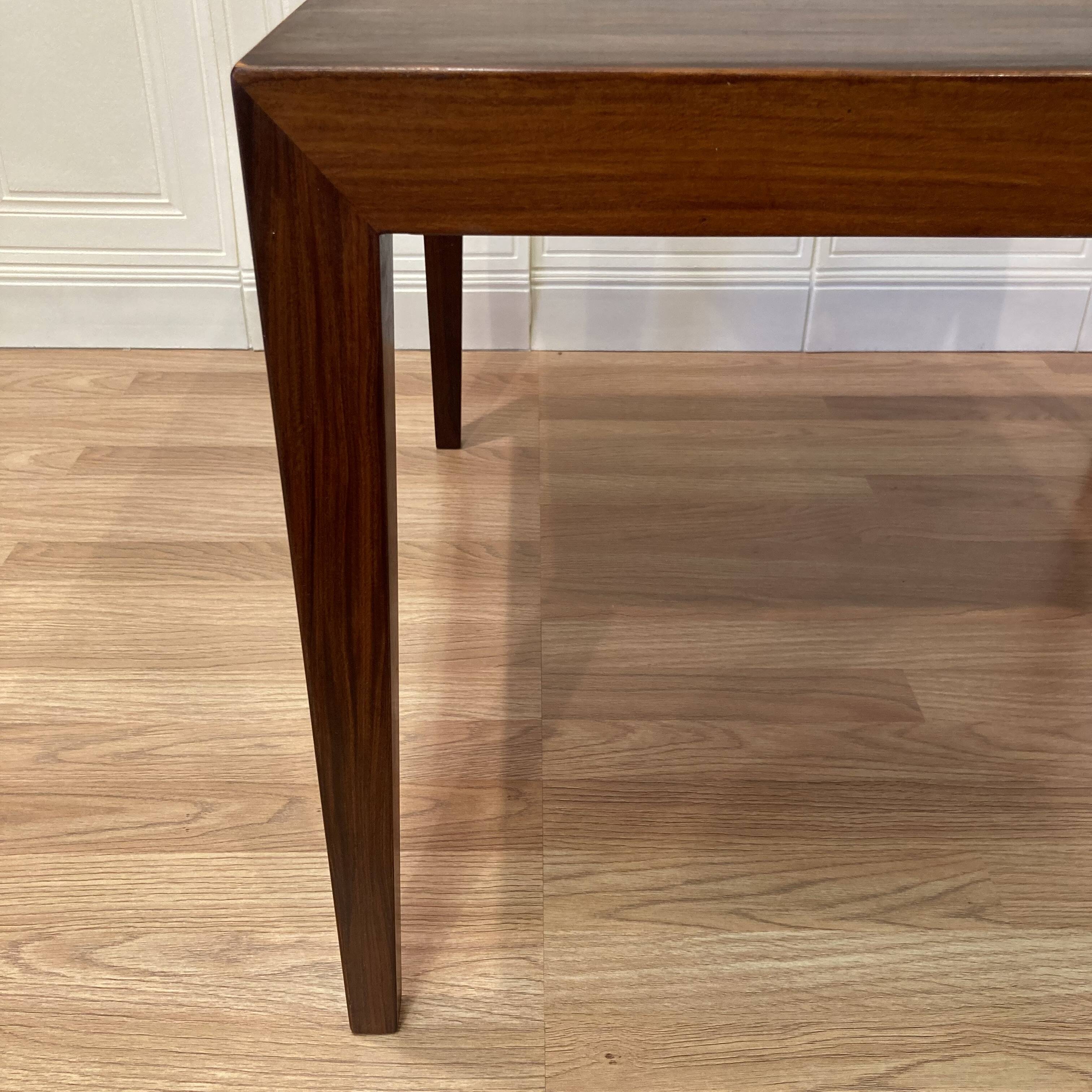 Table basse design et estampille scandinave "Severin Hansen" 1950.