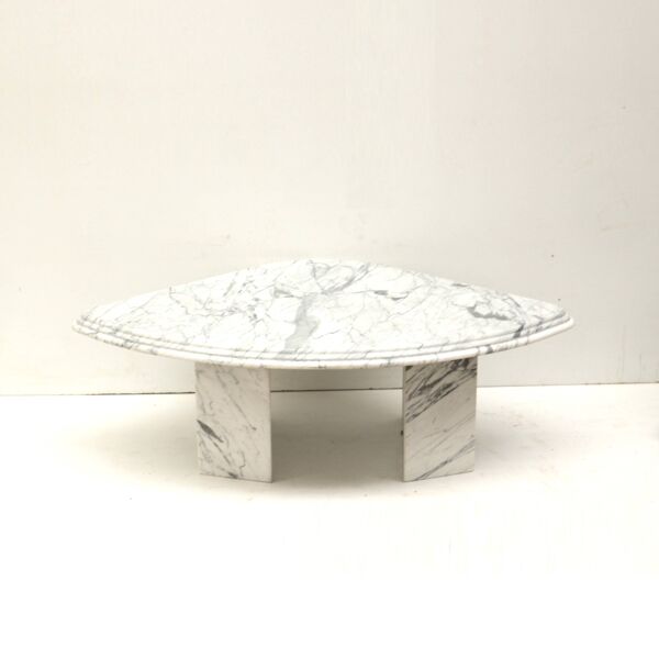Table basse vintage italienne en marbre des années 1970