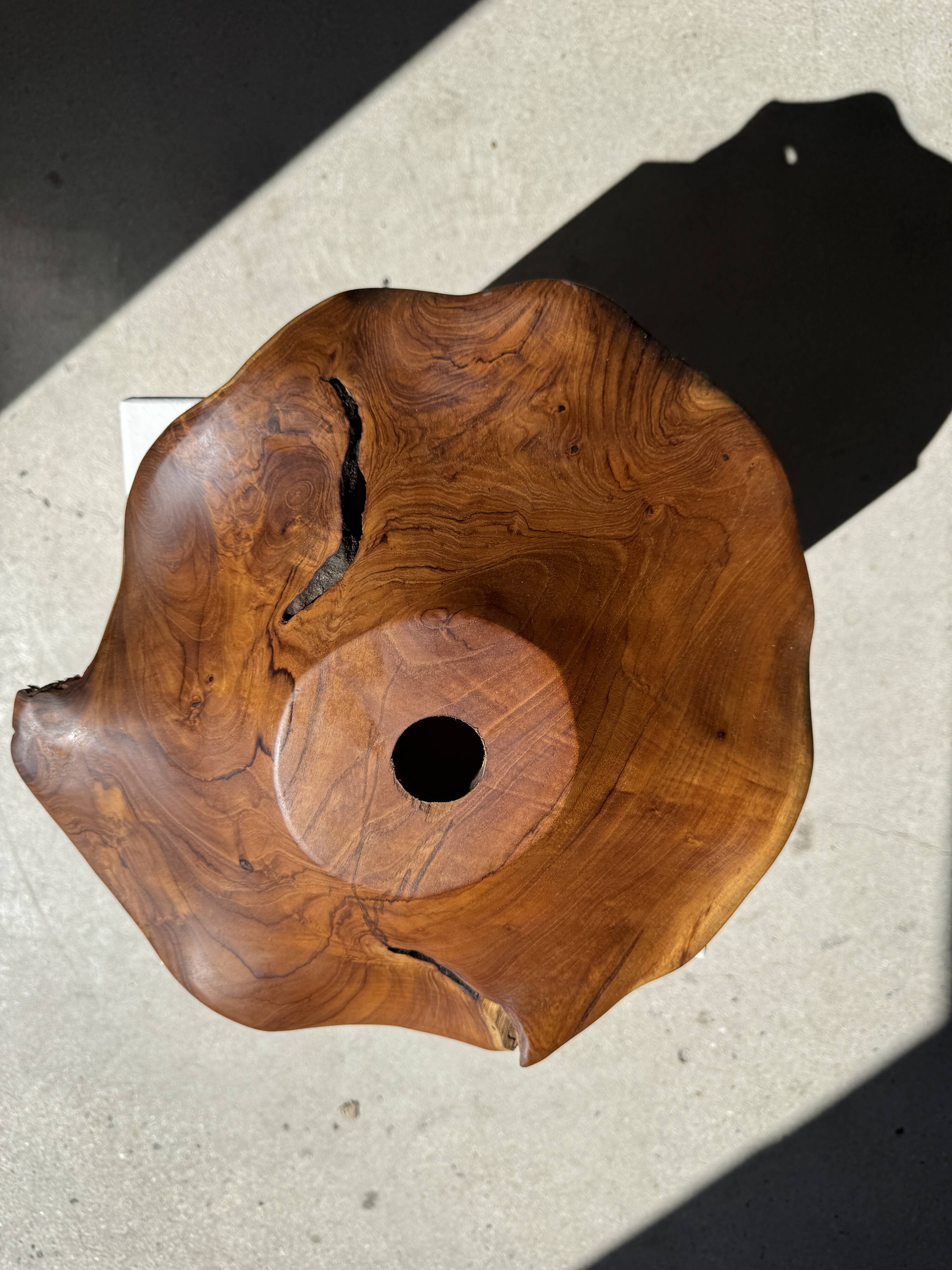 Average suspension flat wavy leaf in teak flower stripes D:40