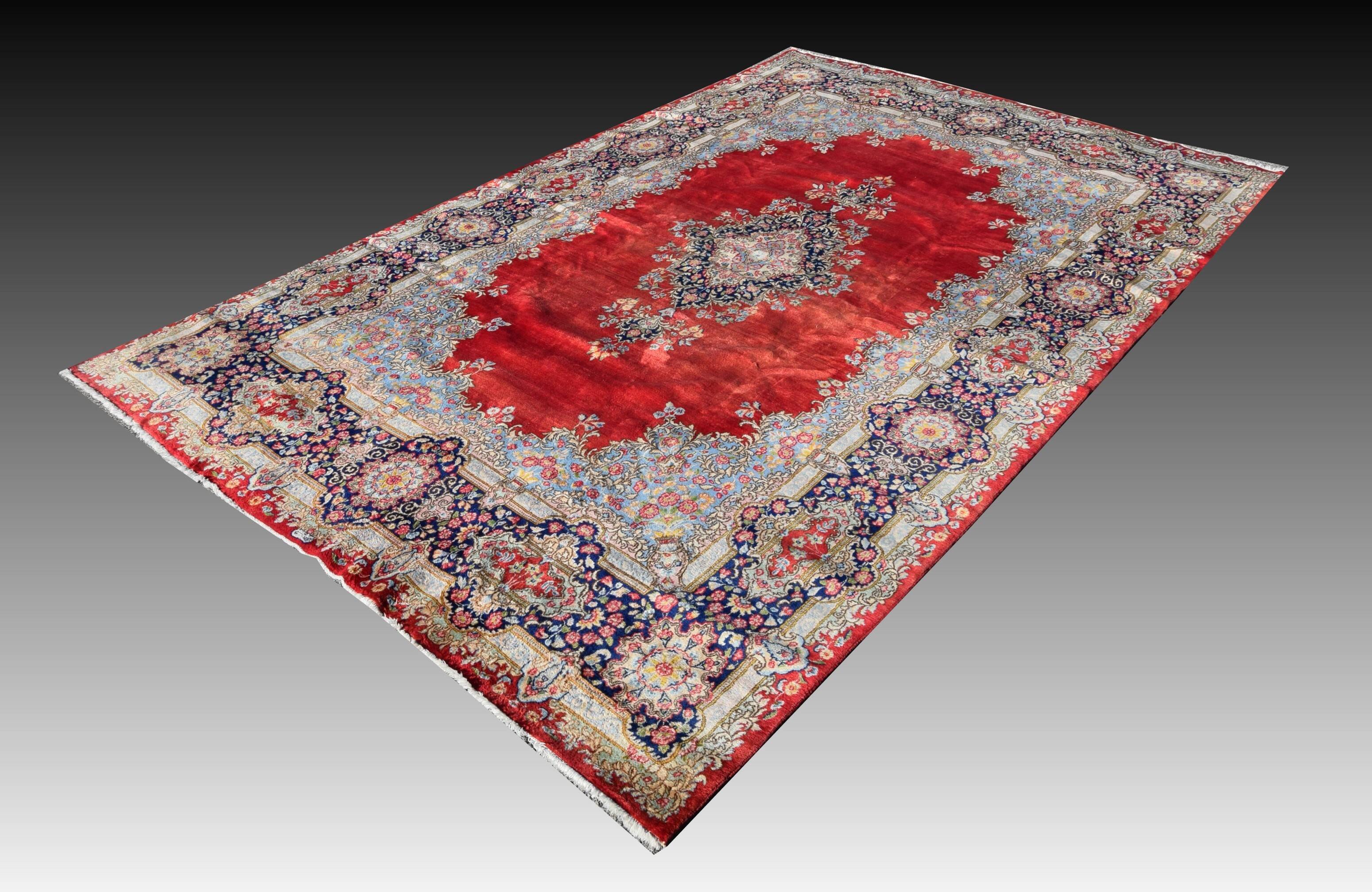 Large Oriental Carpet Iran KIRMAN: 4.85 x 2.95 Metres