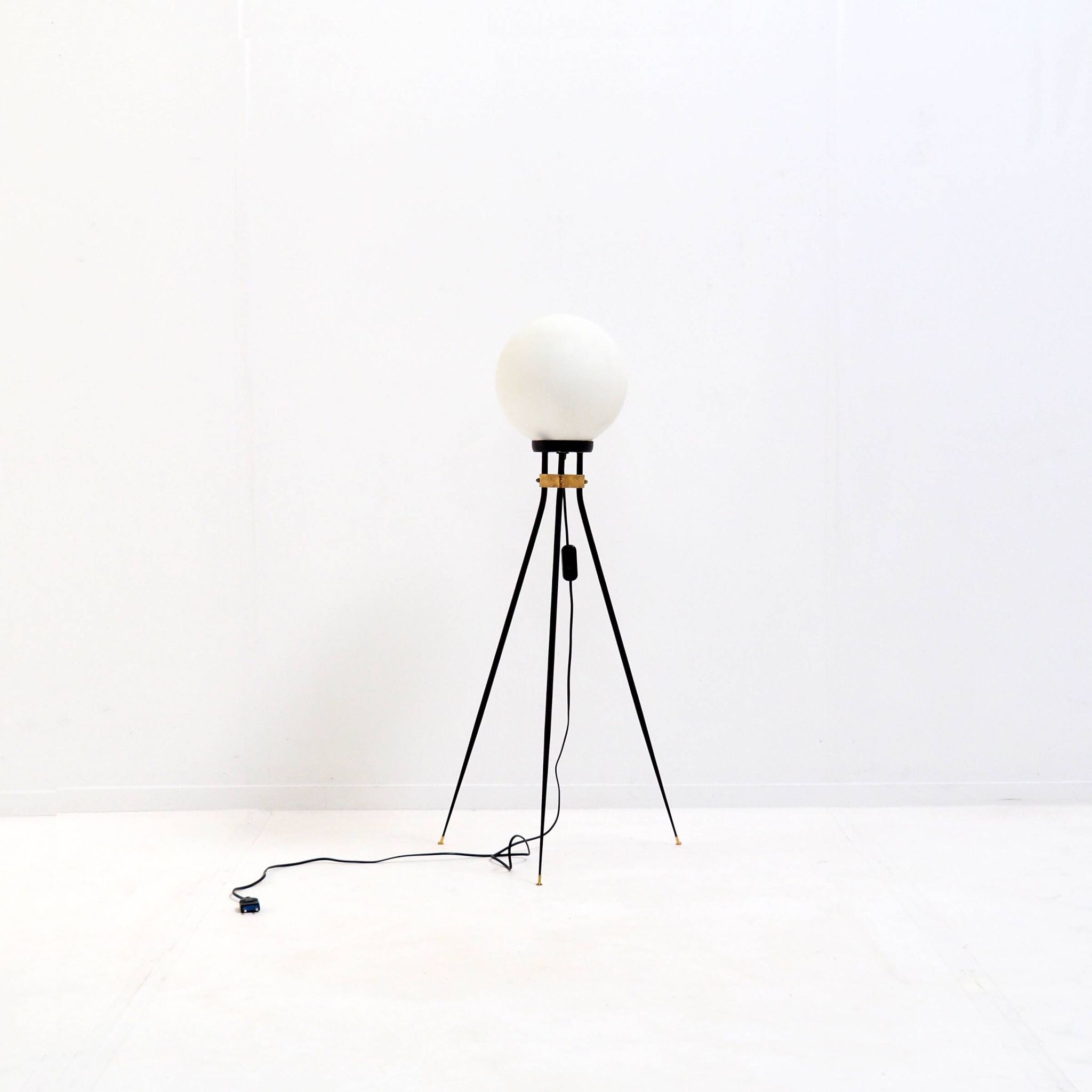 Lampadaire tripode italien des années 1950