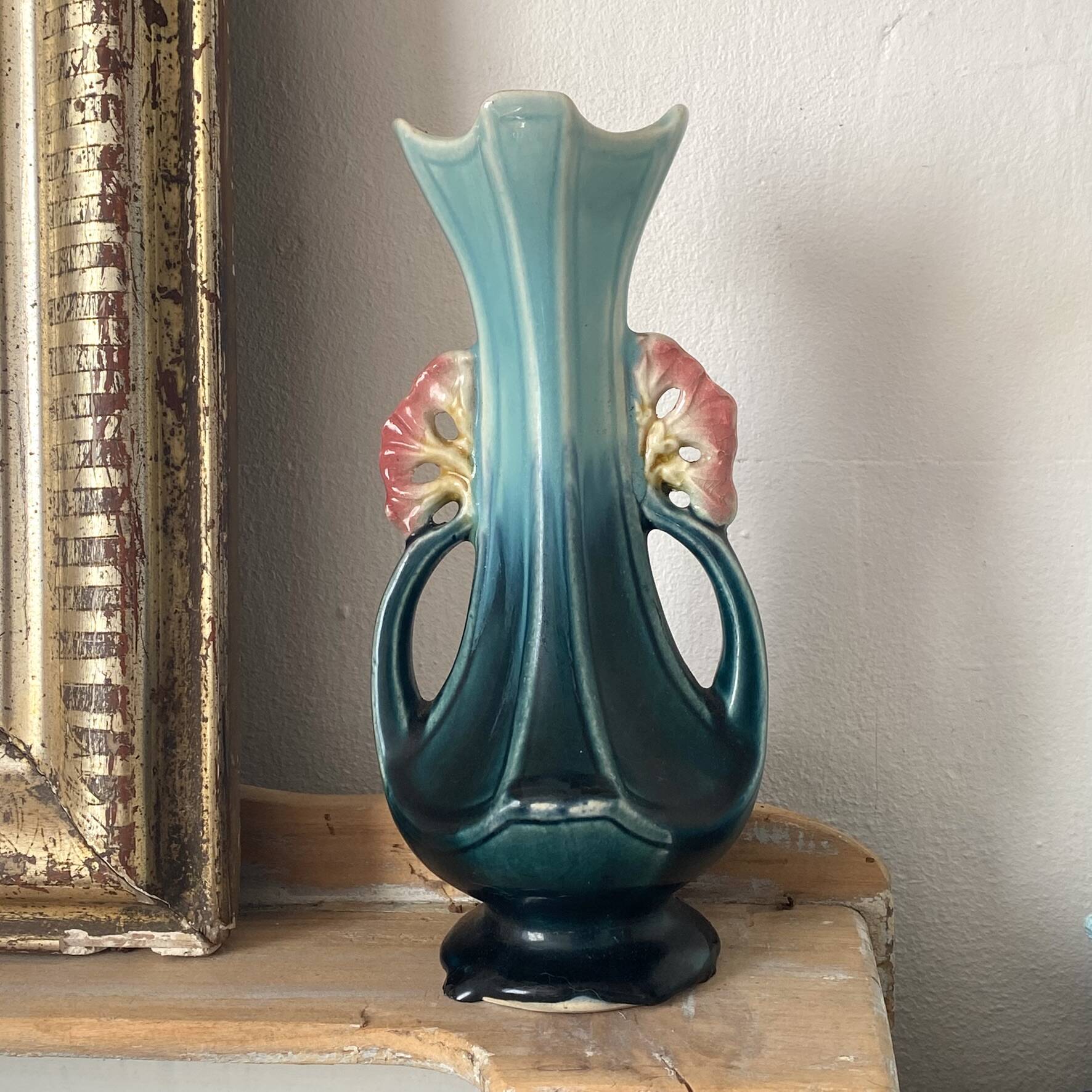 Art Nouveau slipware vase 21 cm