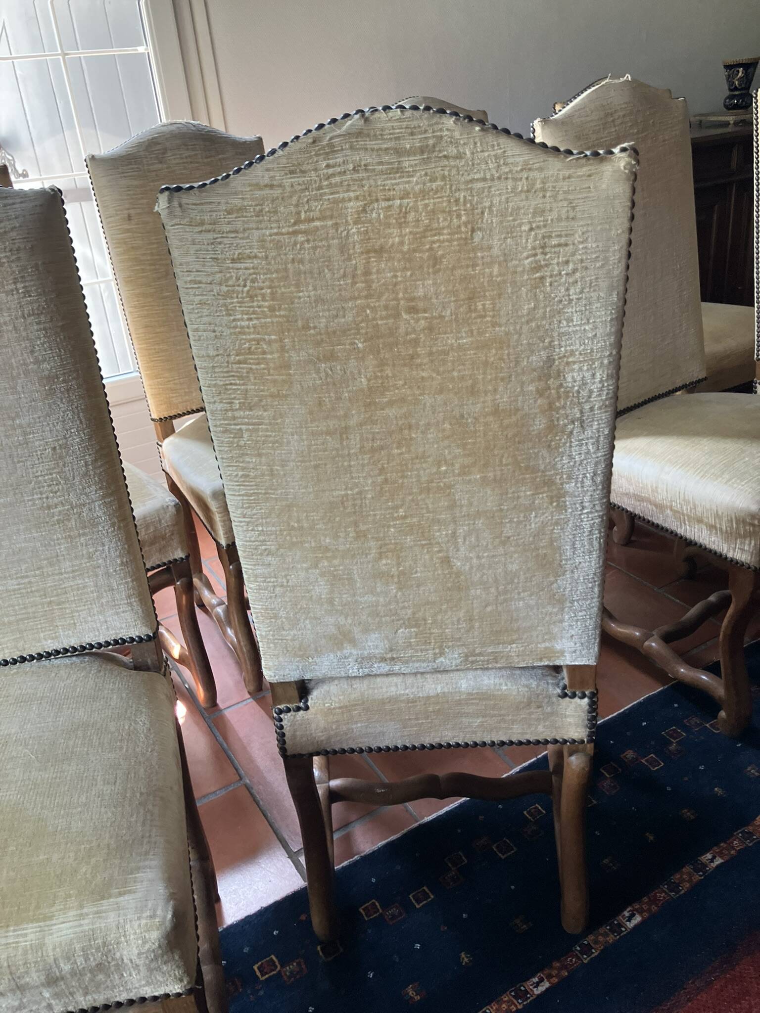 Ensemble de 8 chaises os de mouton style Louis XIII