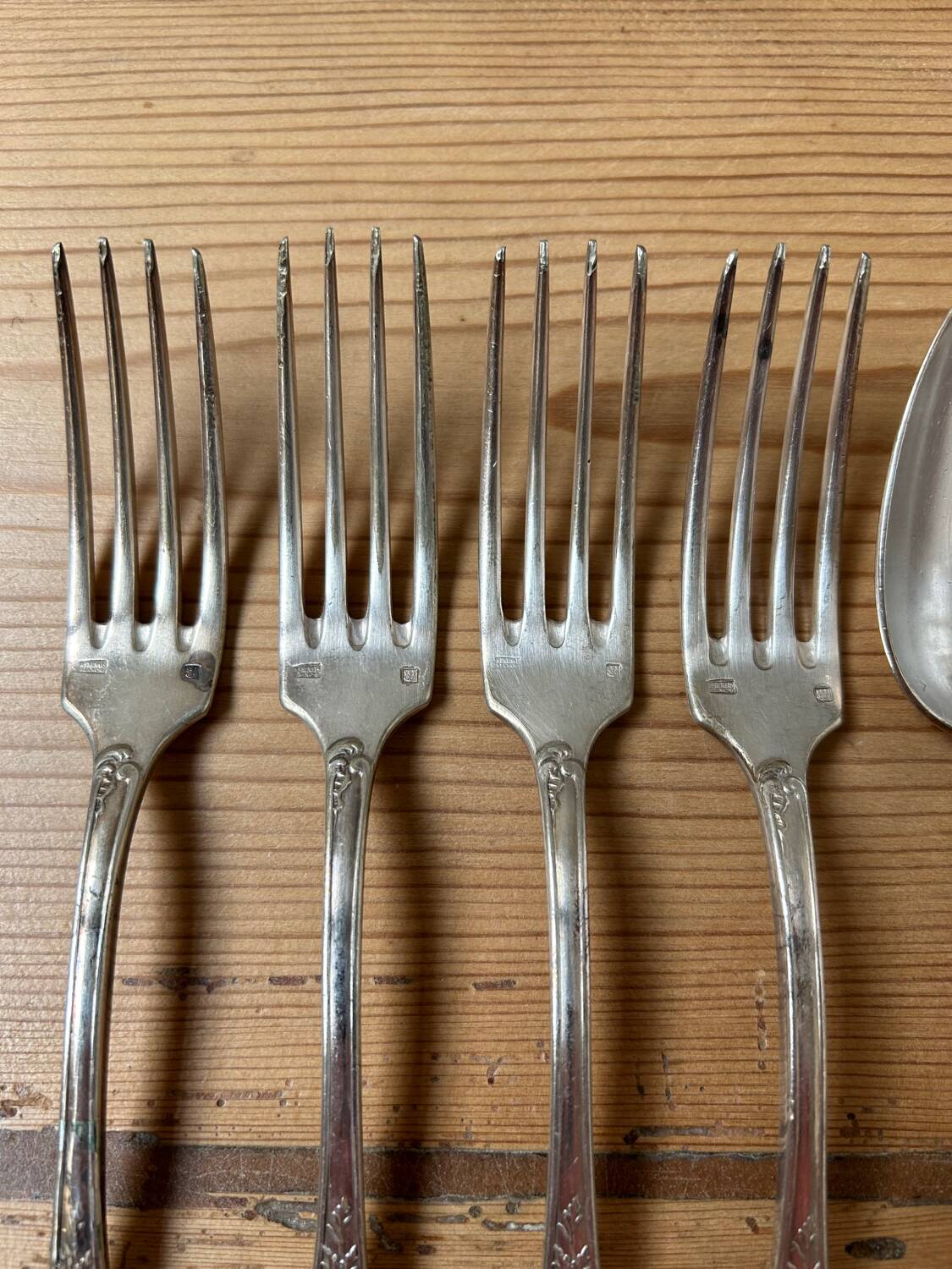 Set of 8 antique silver-plated cutlery pieces