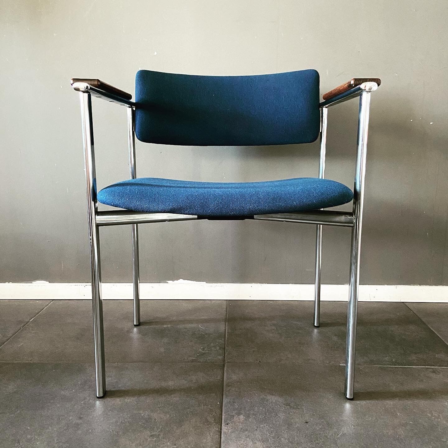 Tubular steel armchair Kiki by Ilmari Tapiovaara for Merva Finland 1960