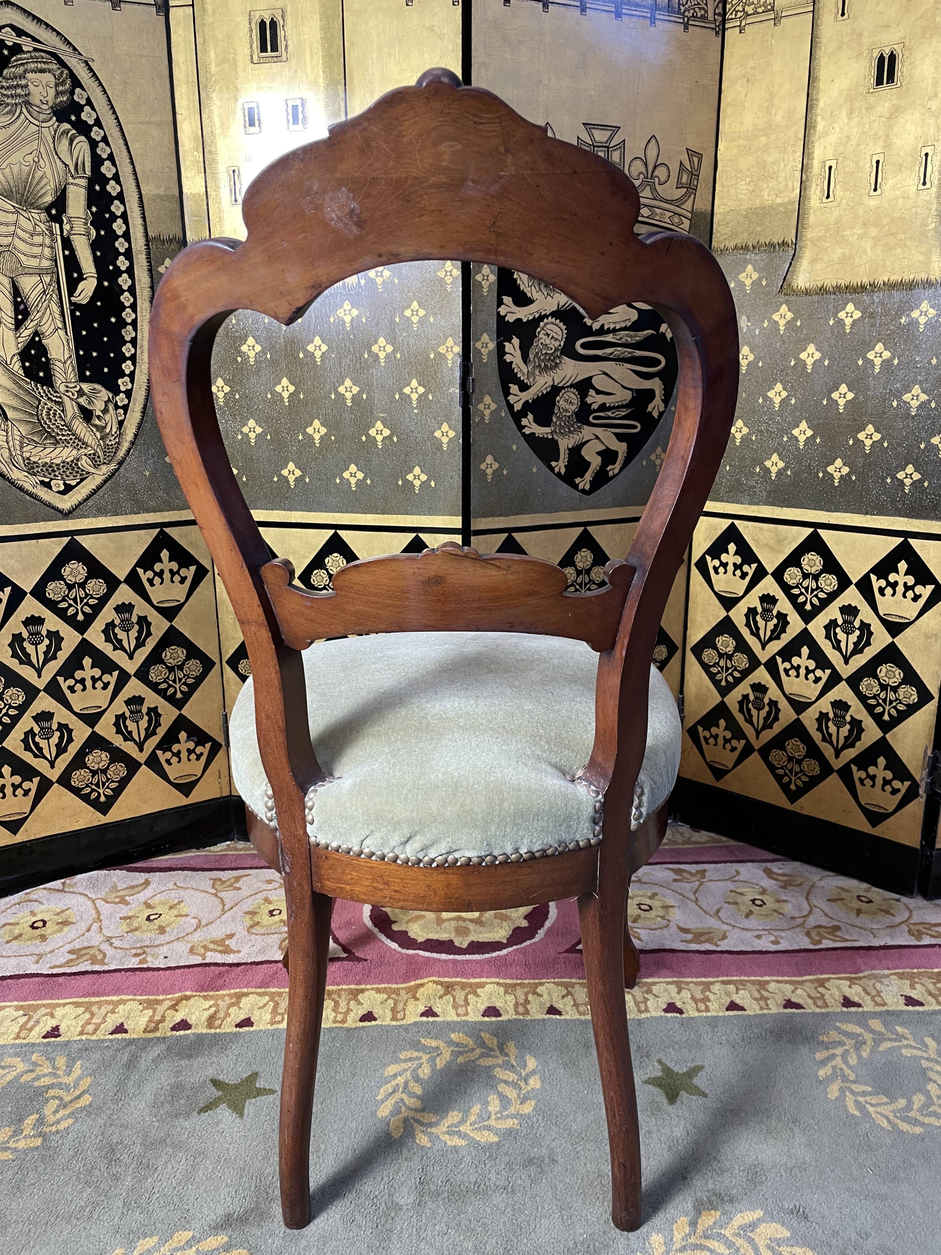 Suite de 6 chaises Louis Philippe en acajou