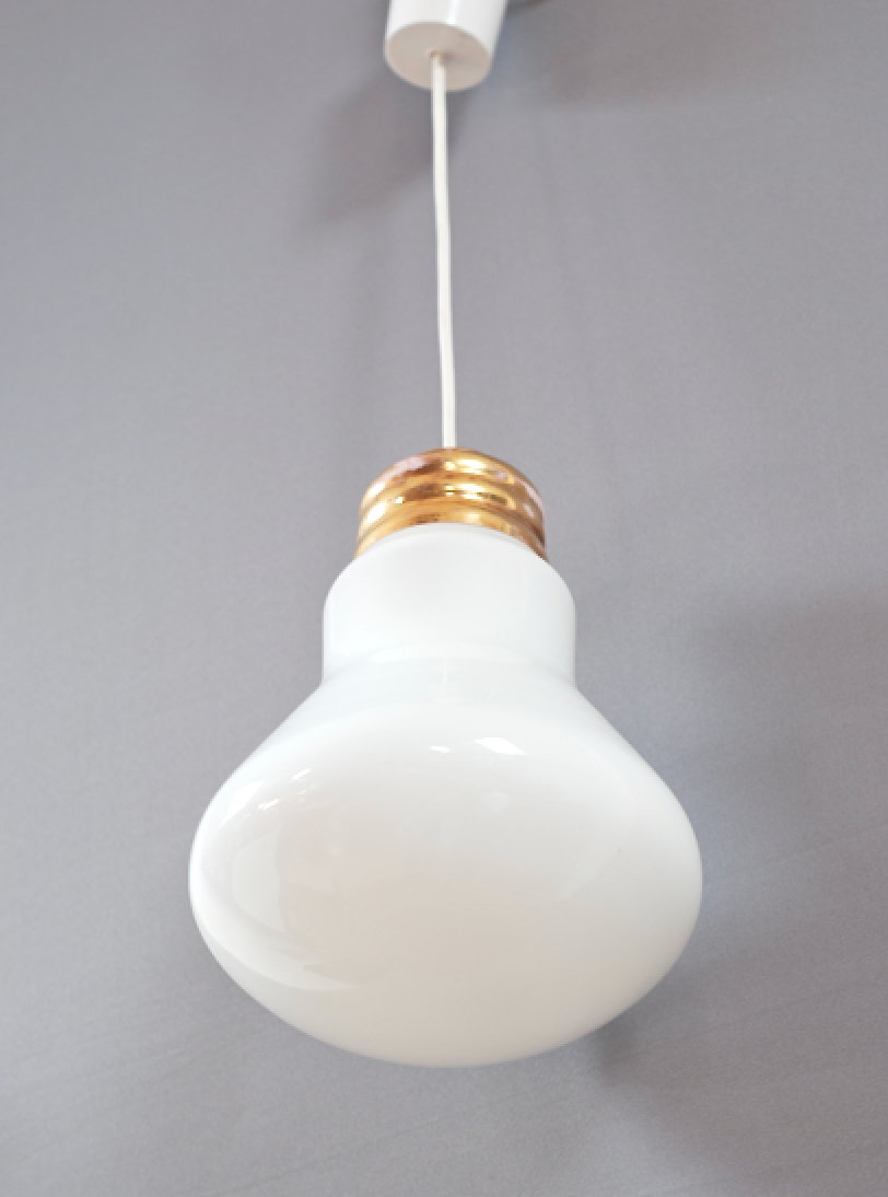 Bulb pendant from the 80s