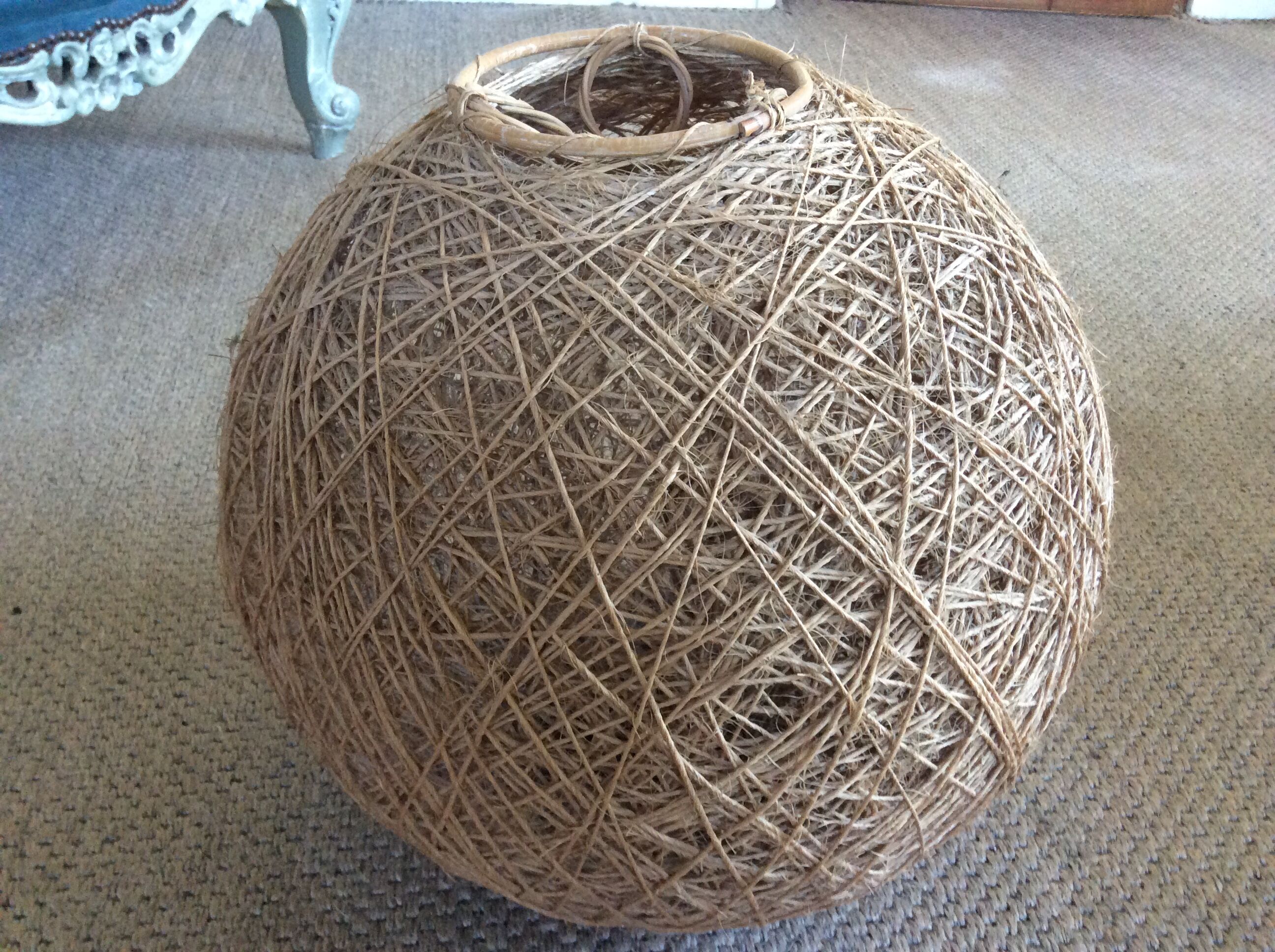 Rope ball suspension