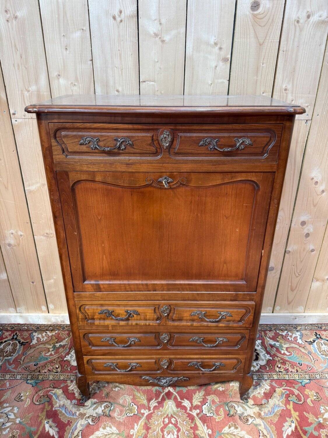 Secretary with drop-leaf in Louis XV style – Solid cherry wood – Chiselled bronze