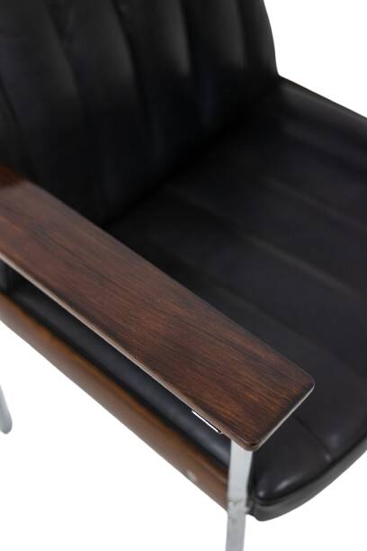 Sven Ivar Dysthe for Dokka. Armchair. Circa 1960.