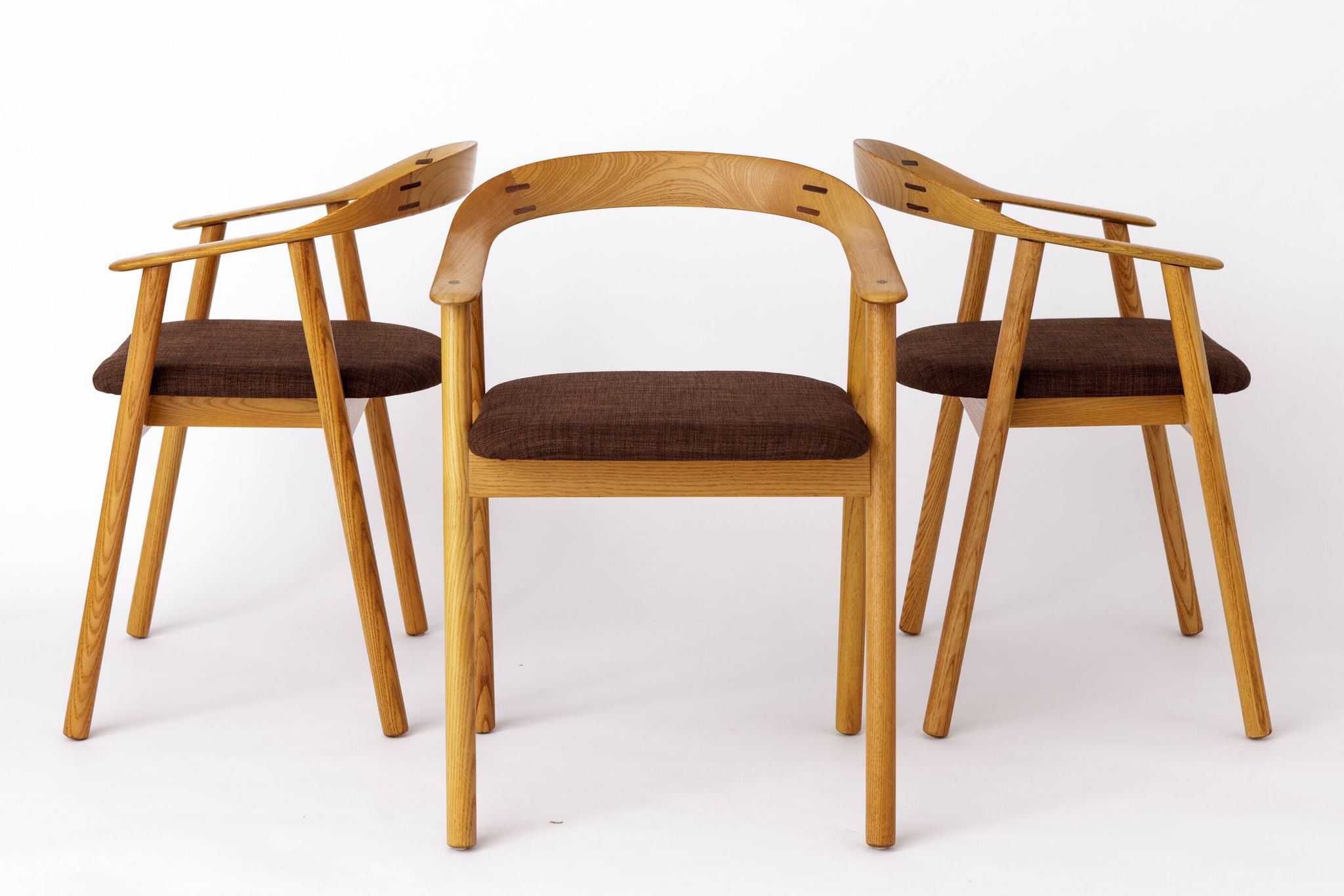 Lot de 6 chaises de salle à manger vintage en chêne – Probablement danoises, années 1970 – Rénovées