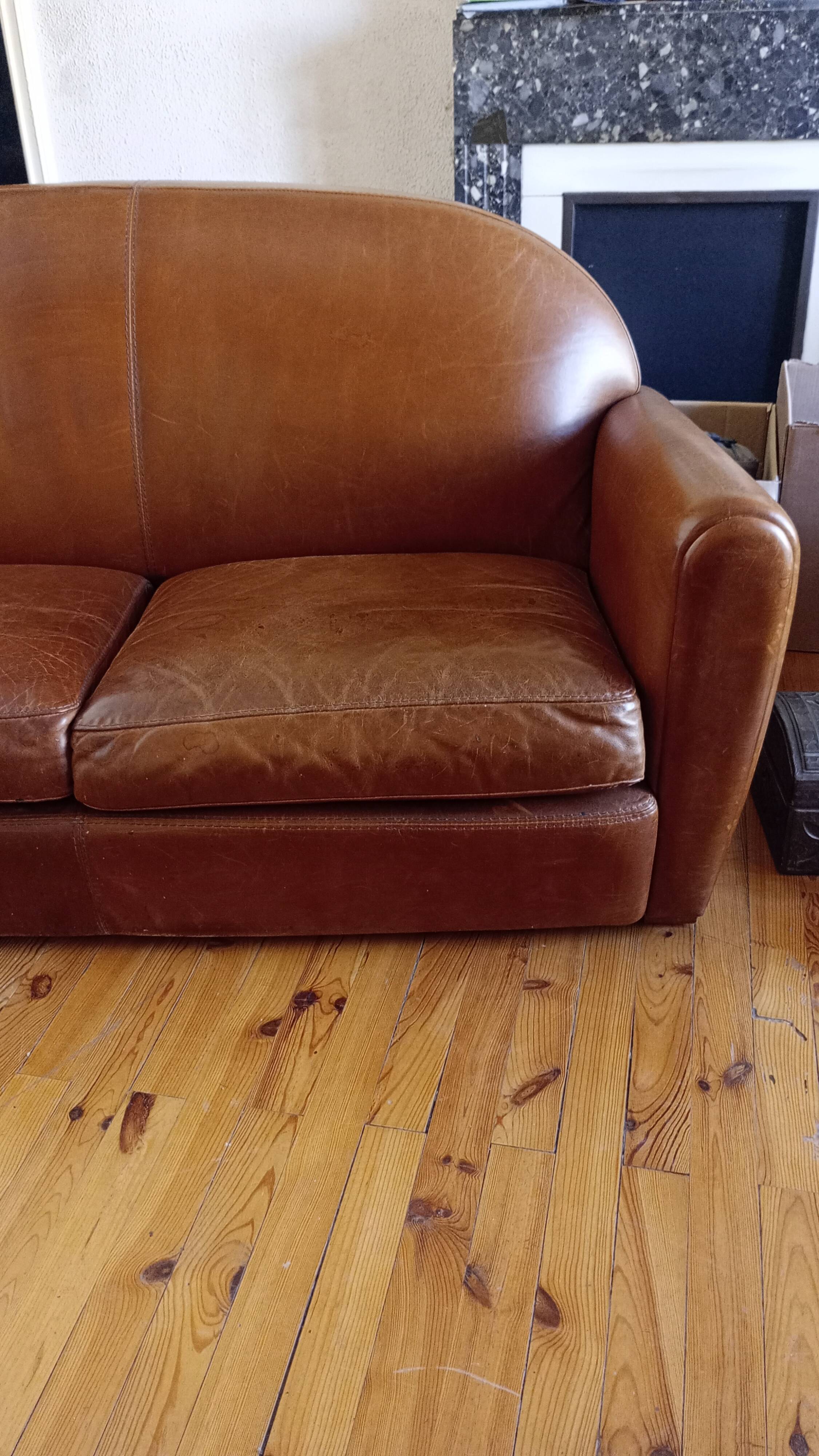 Duvivier leather club sofa
