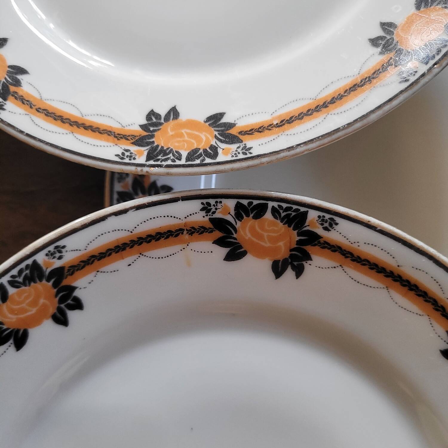 10 Sarreguemines dessert plates