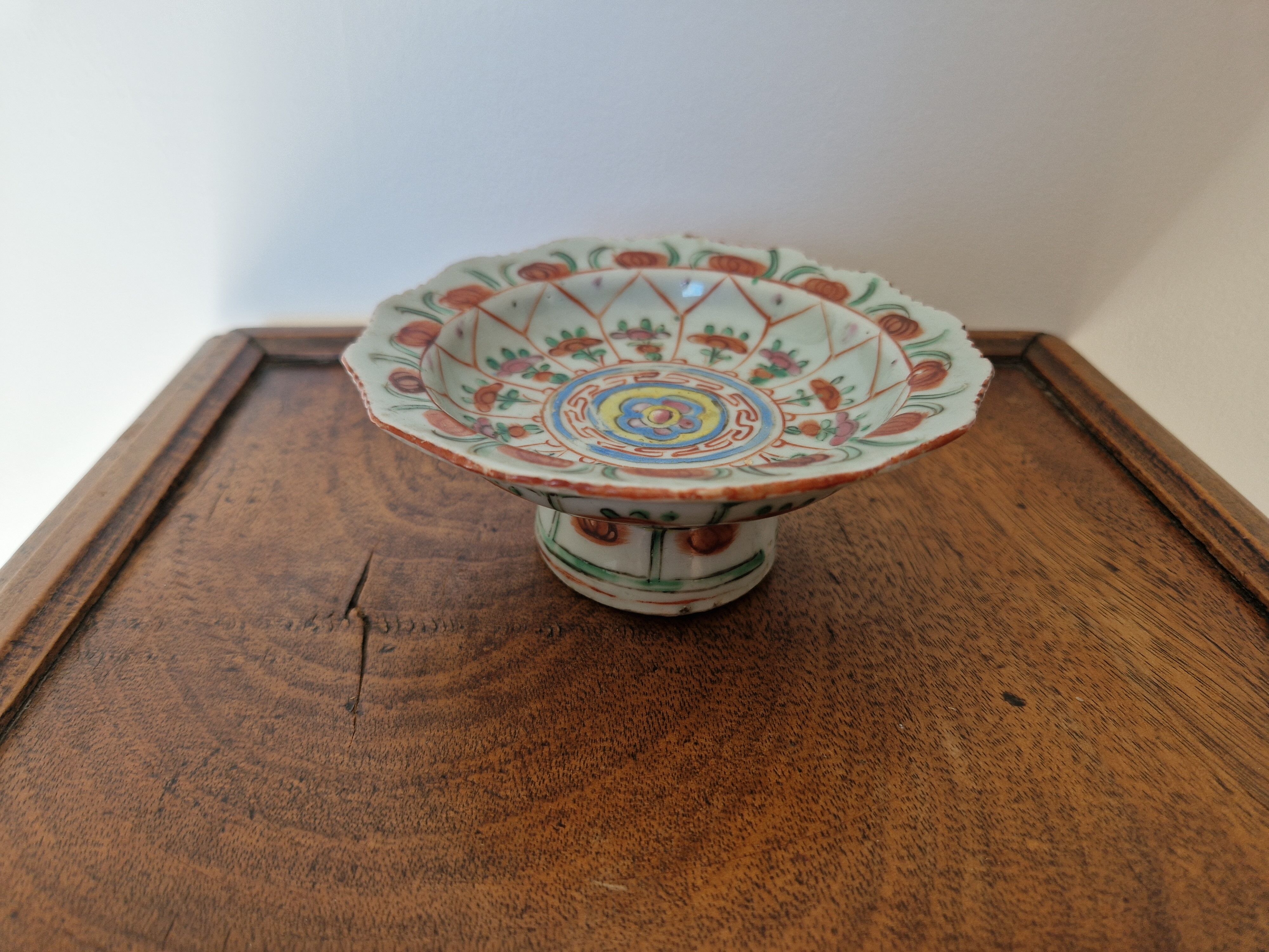 Benjarong porcelain cup