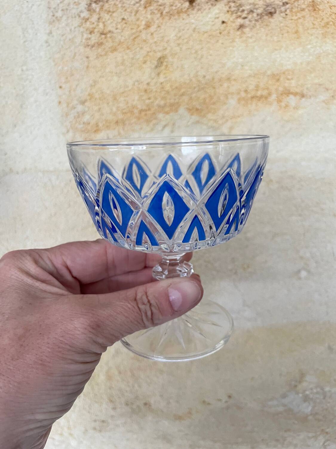 6 Harlequin champagne coupes VMC Reims