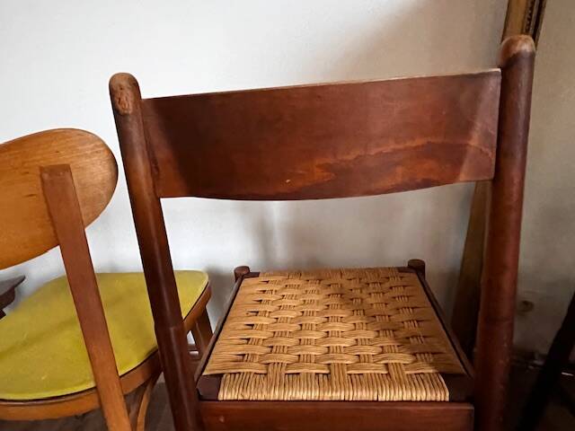 Set of 4 mismatched chairs