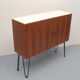 Buffet des années 1960 en teck et formica avec pattes en épingle à cheveux