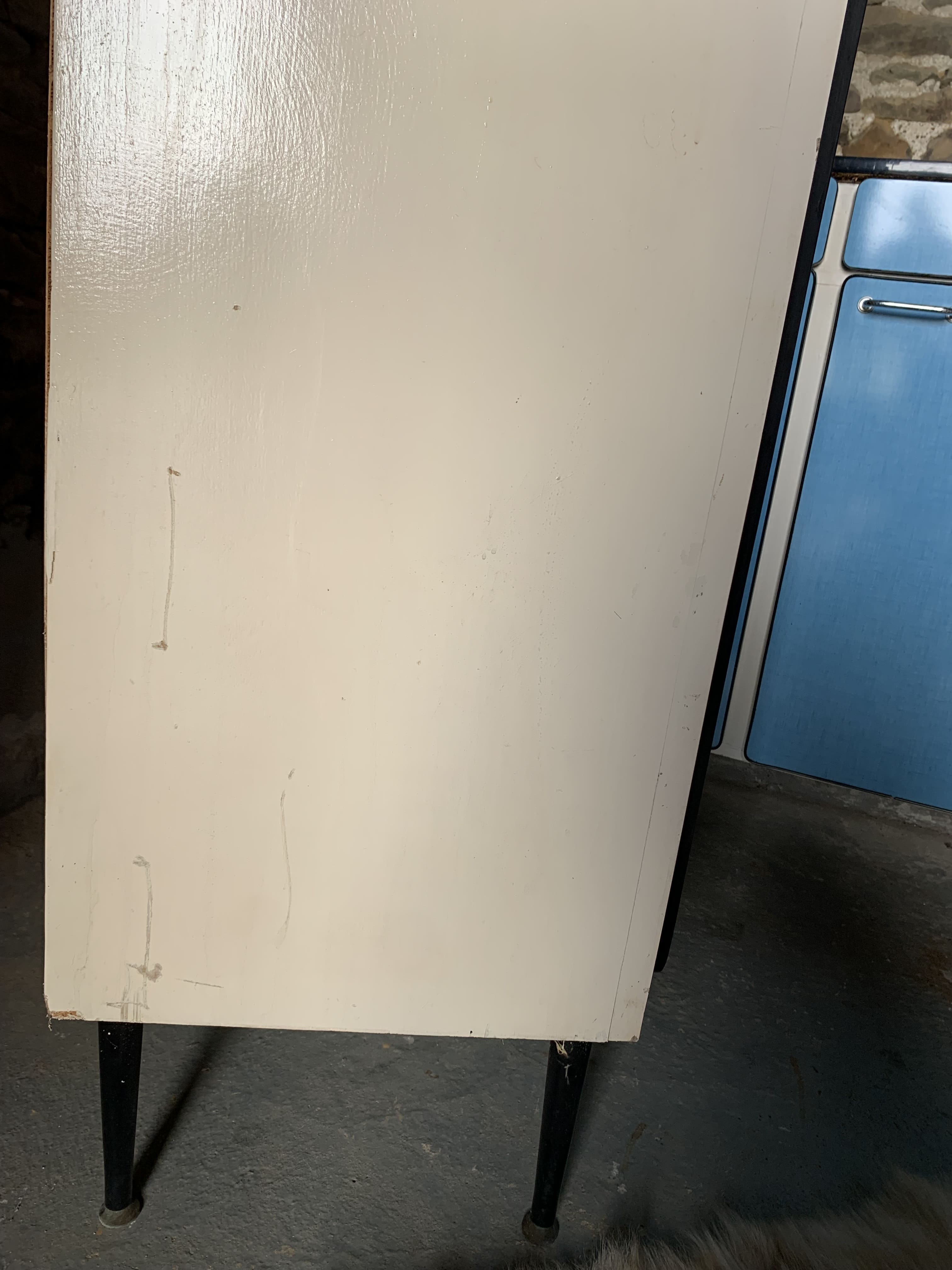 2-door wardrobe