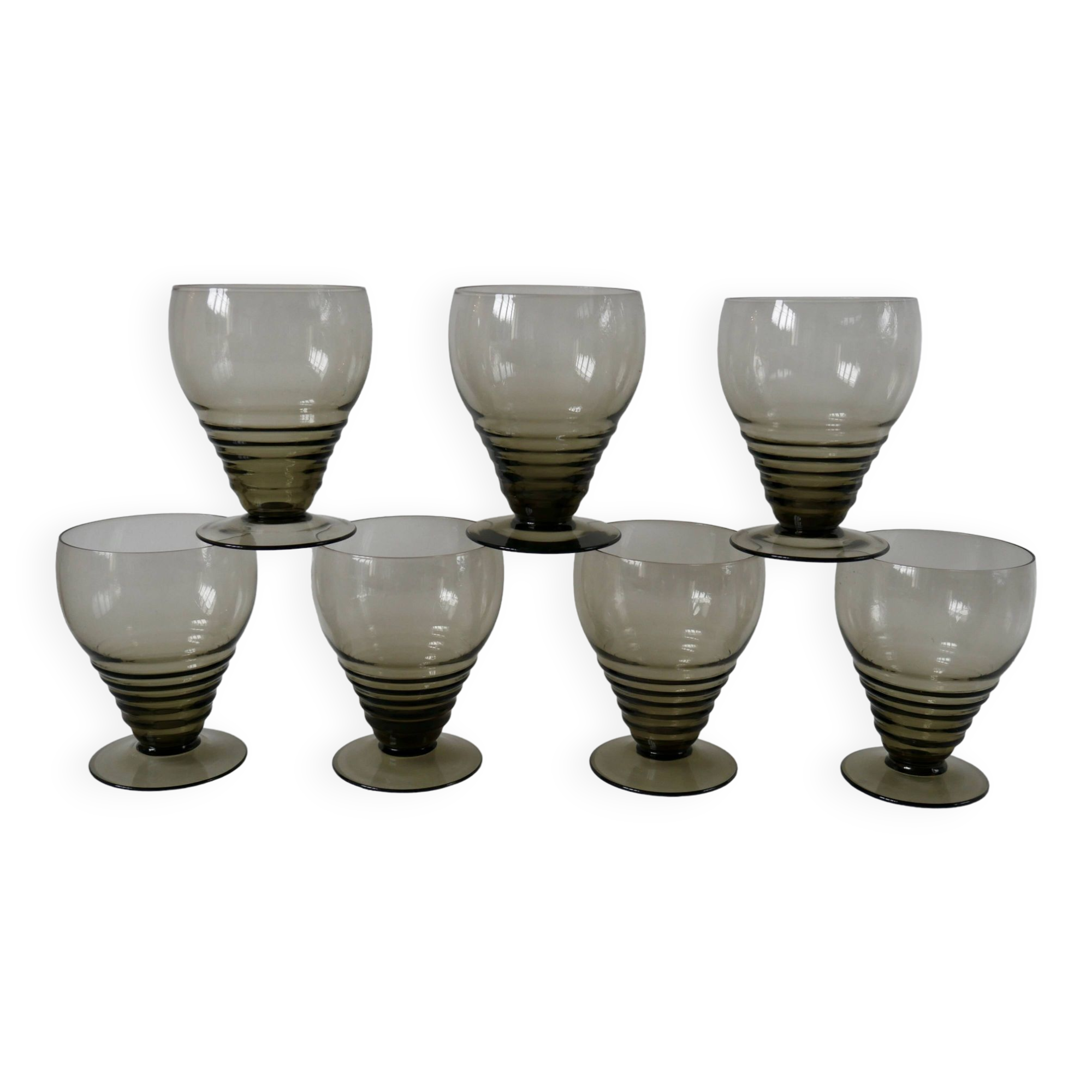 Set of 7 large art deco design wine glasses in smoked glass from the 30s and 40s