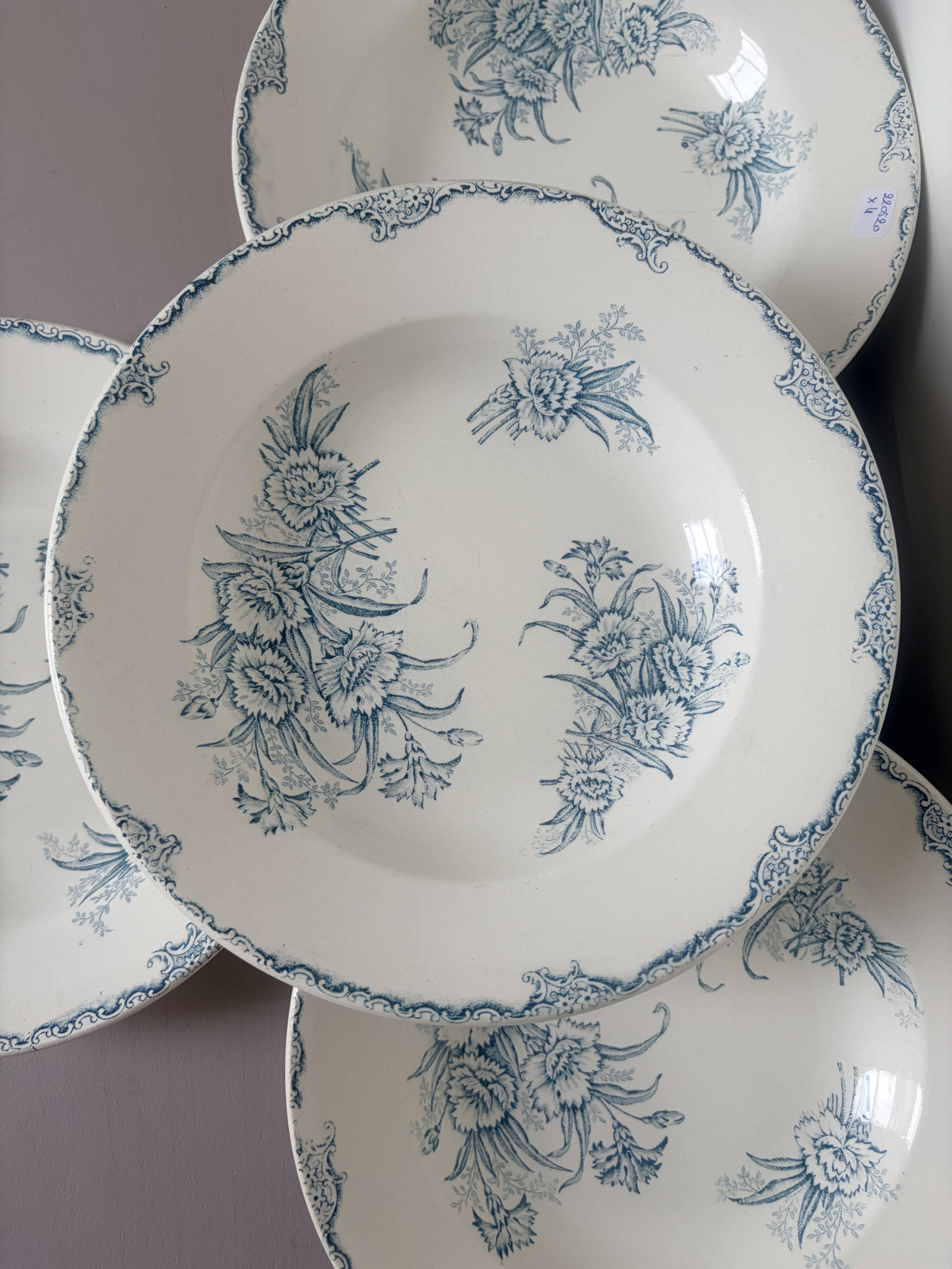 4 vintage deep plates in ironstone from L&G model Oeillets 220520