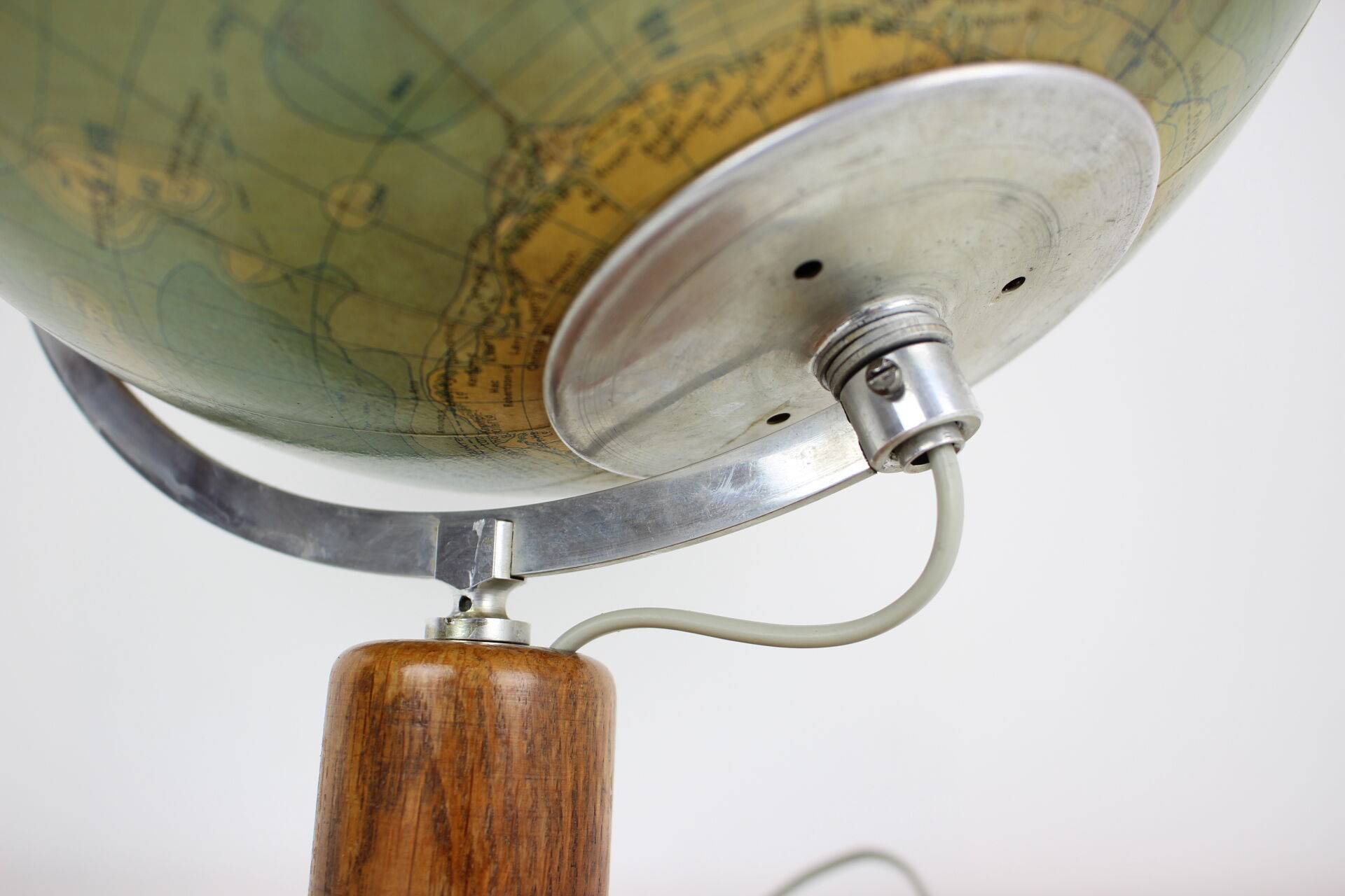 Mid-Century Light Glass Globe With Wooden Base by Paul Rath, 1950s