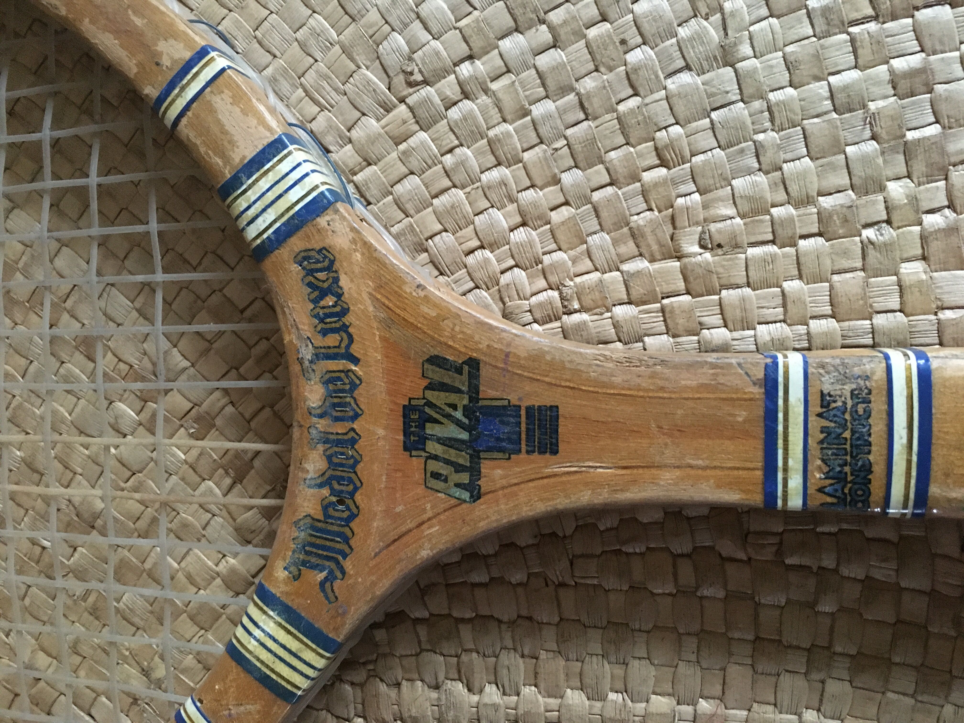 Tennis racket
