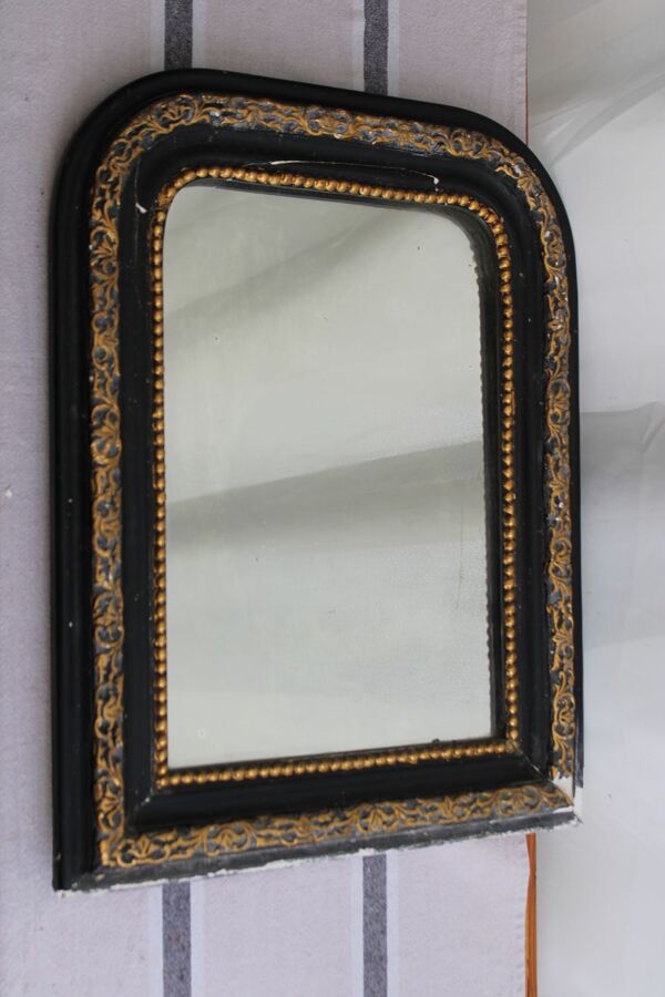 Ancien miroir en bois