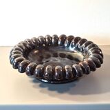 Ceramic cup with gadroons