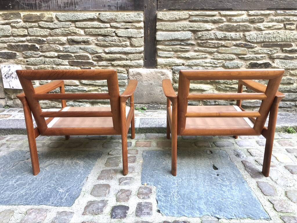 Pair of Danish armchairs 1970