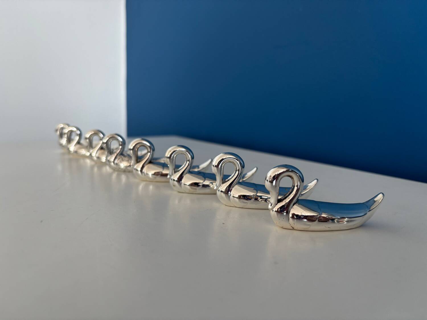 8 vintage silver-plated swan knife rests