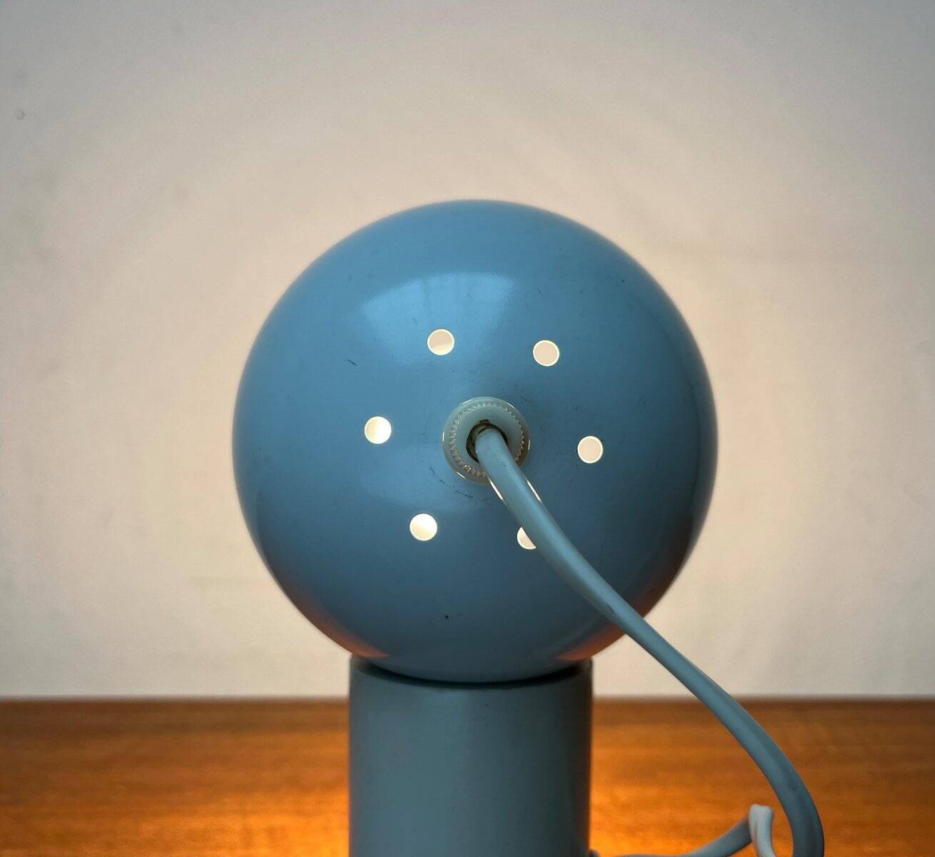 Swiss minimalist magnetic table lamp from the mid-century space age, 1960s.