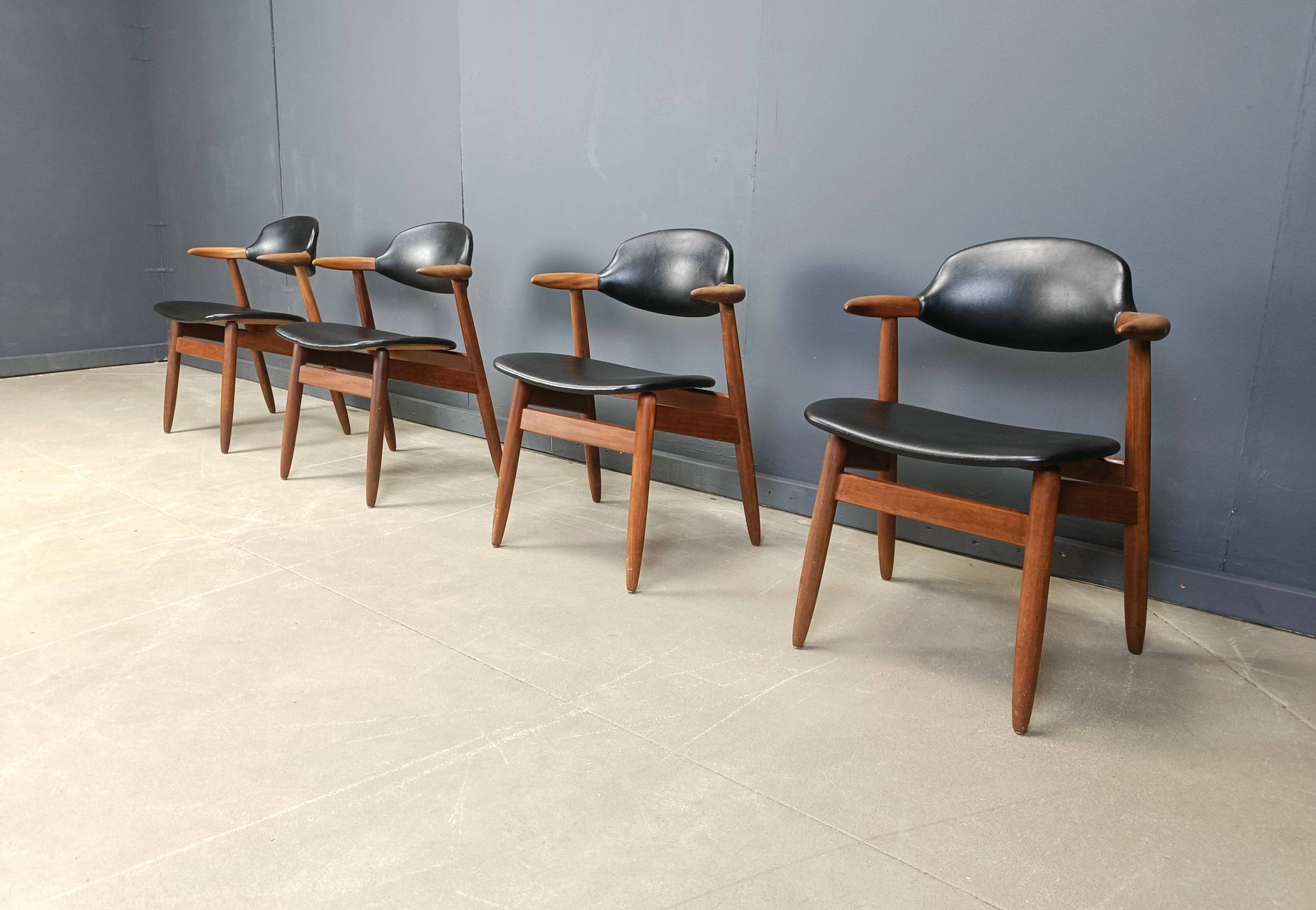 Vintage Cowhorn Dining Chairs by Tijsseling Meubelfabriek, Hulmefa, 1960s,